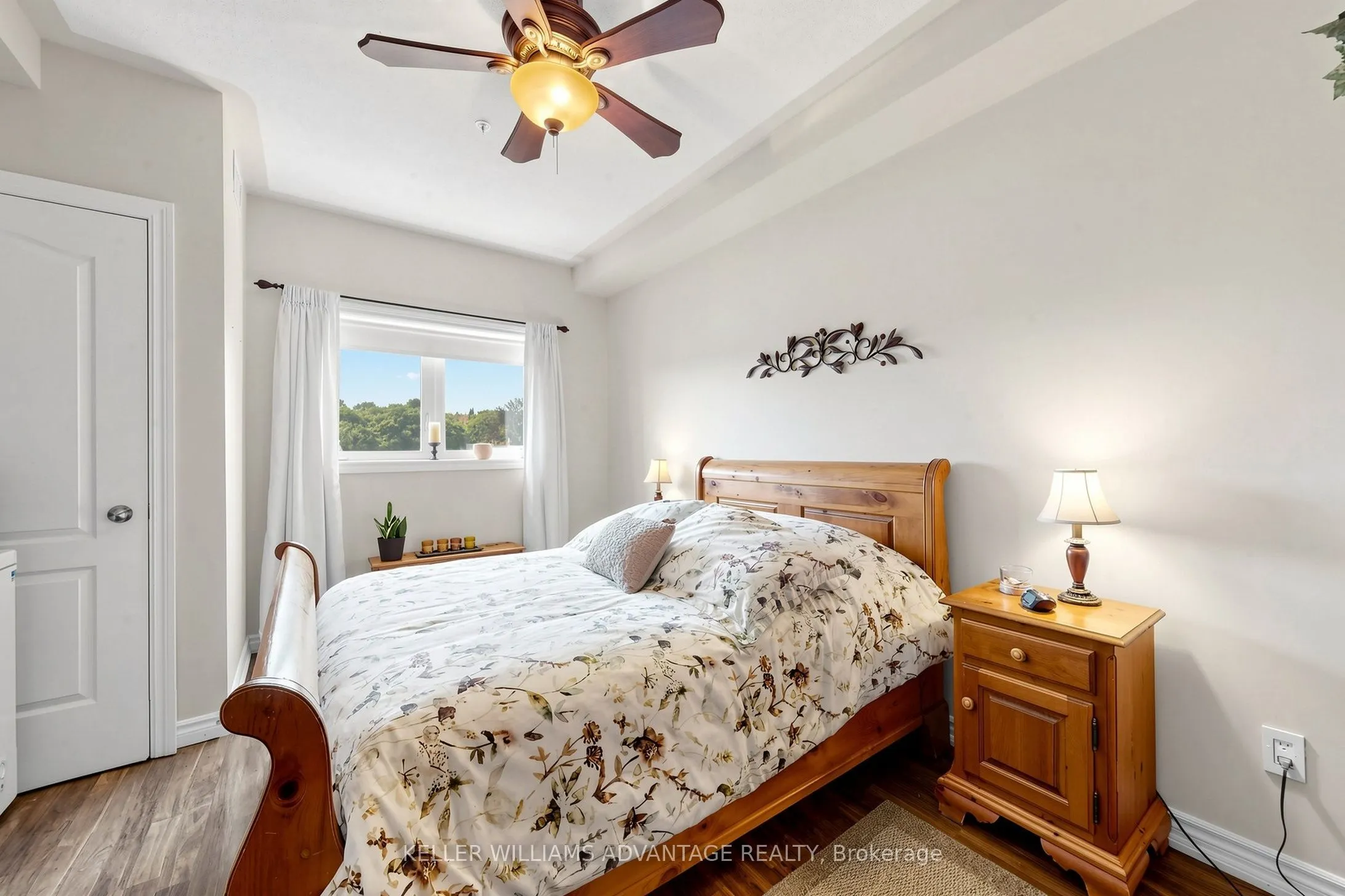 112 Simcoe Road #407
