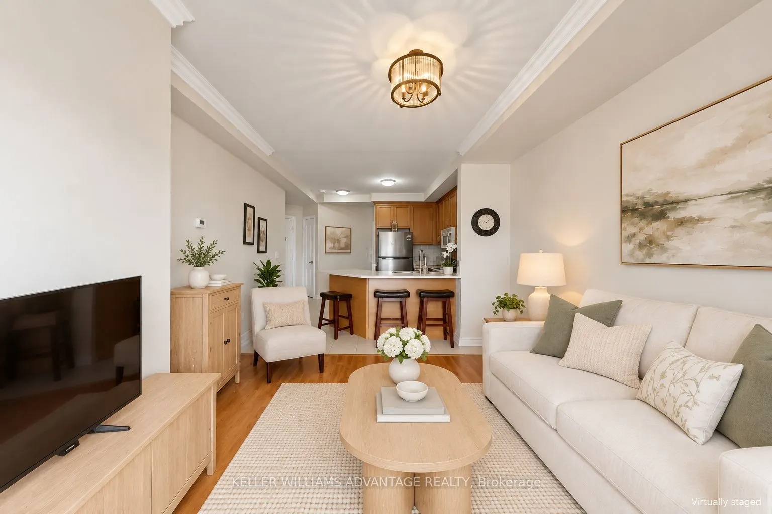 112 Simcoe Road #407