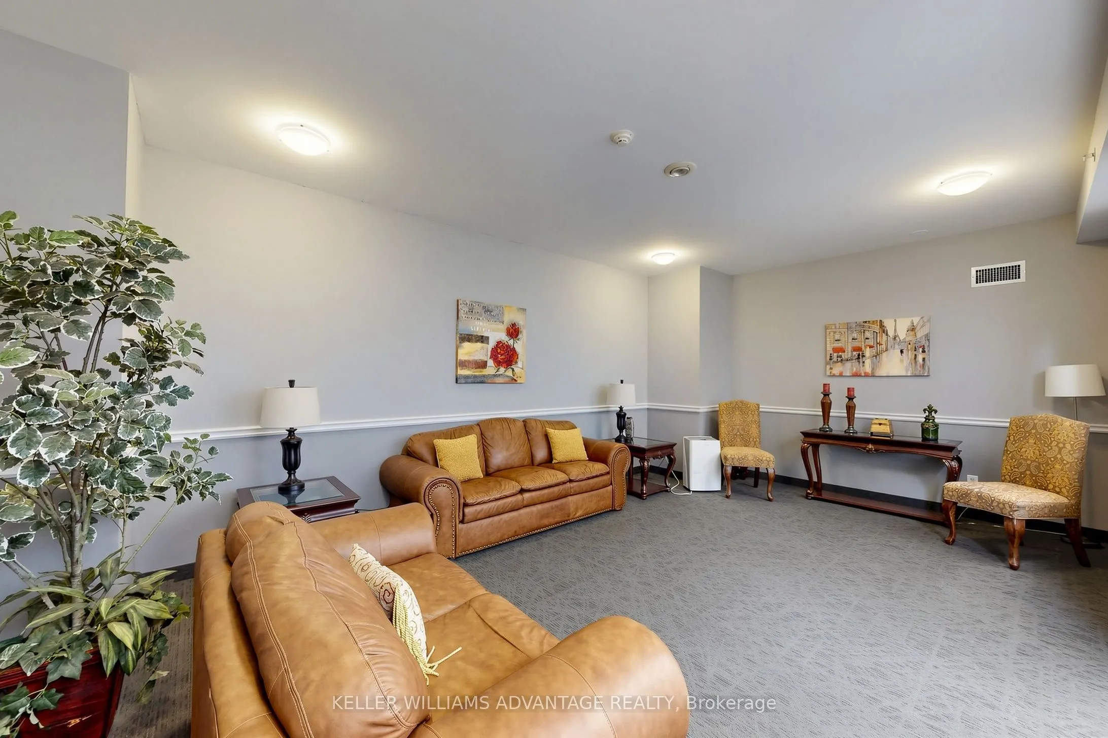112 Simcoe Road #407