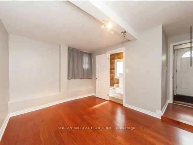 257 Parkwood Avenue