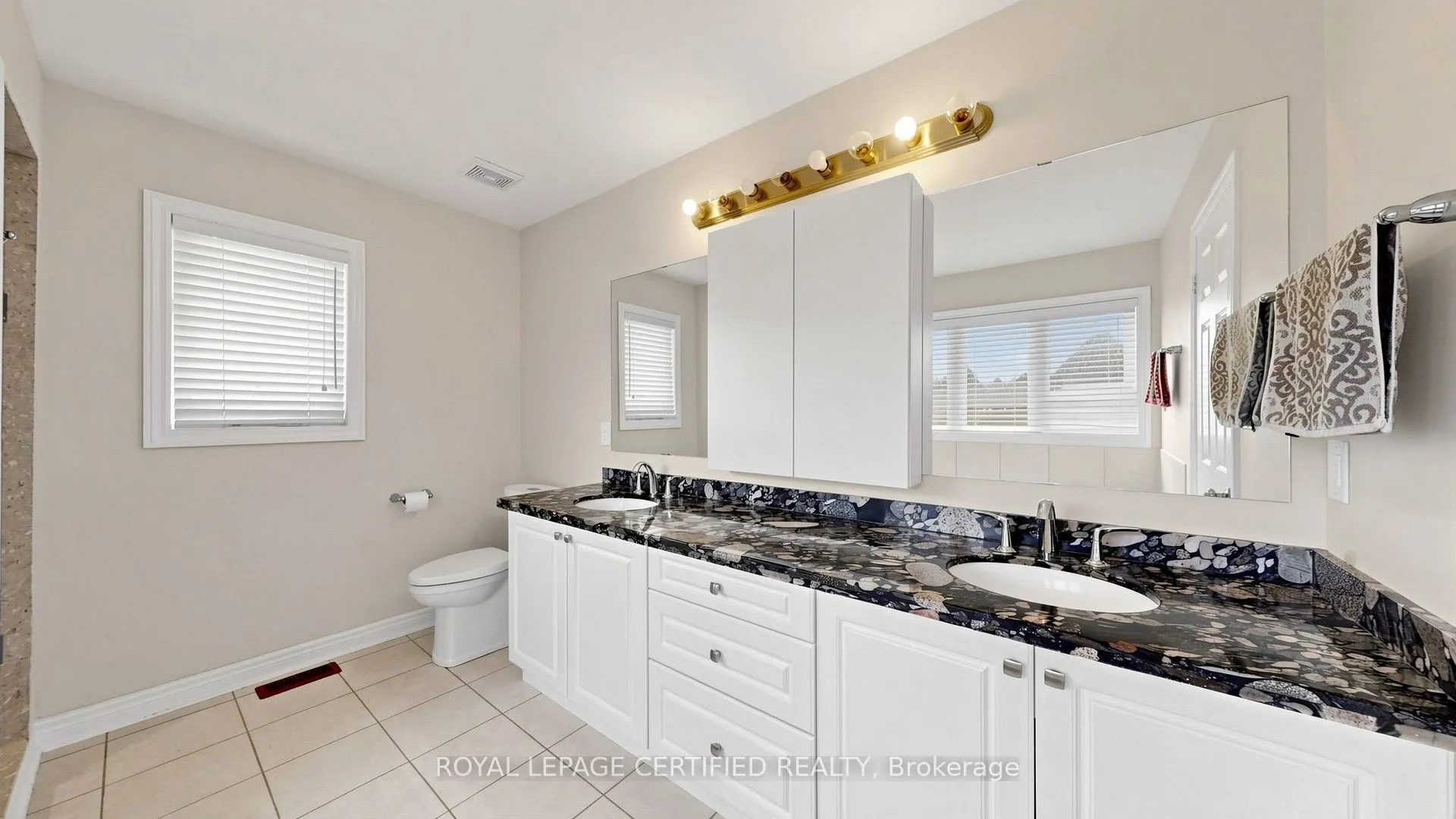 153 Romanelli Crescent