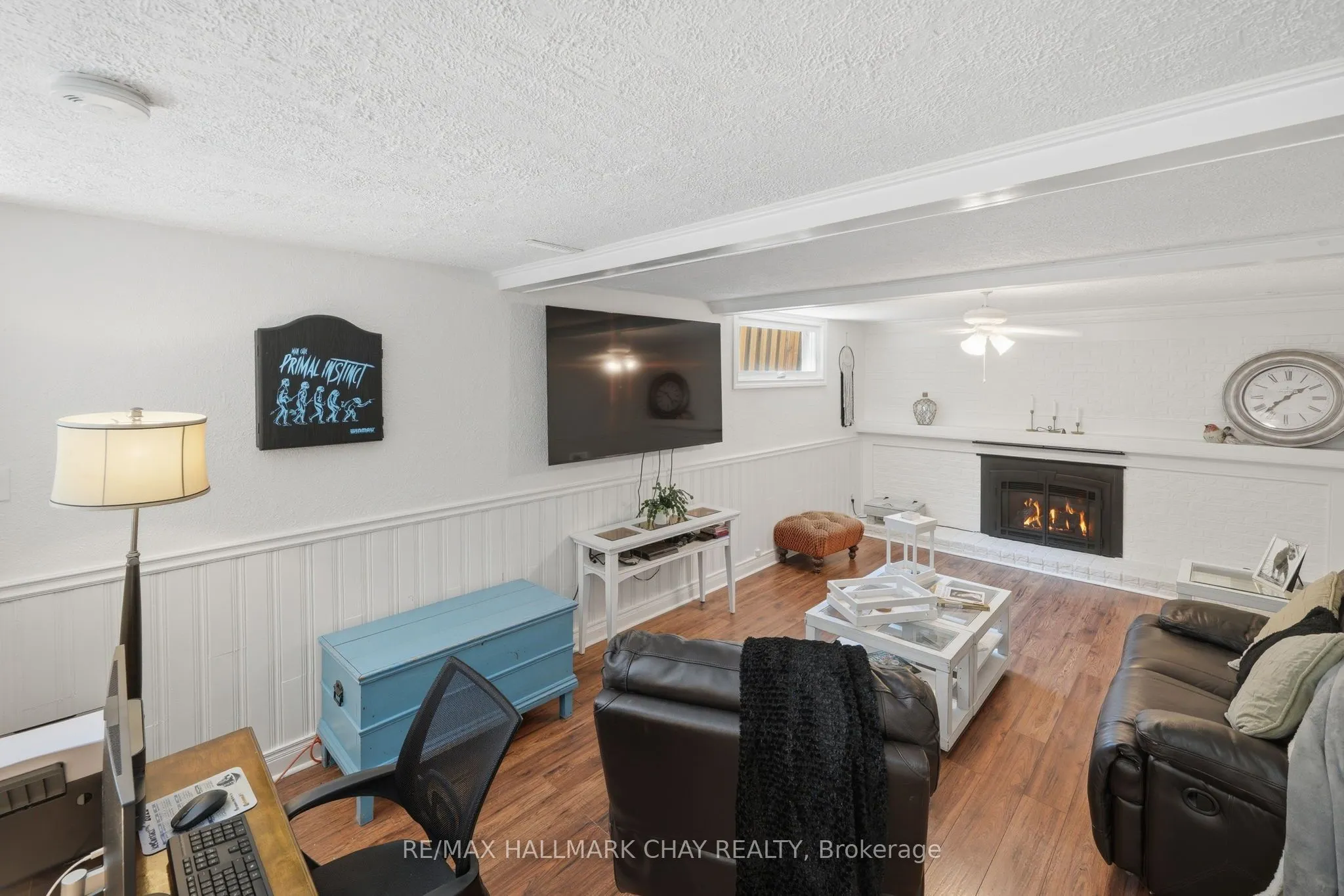 96 Maple Avenue W