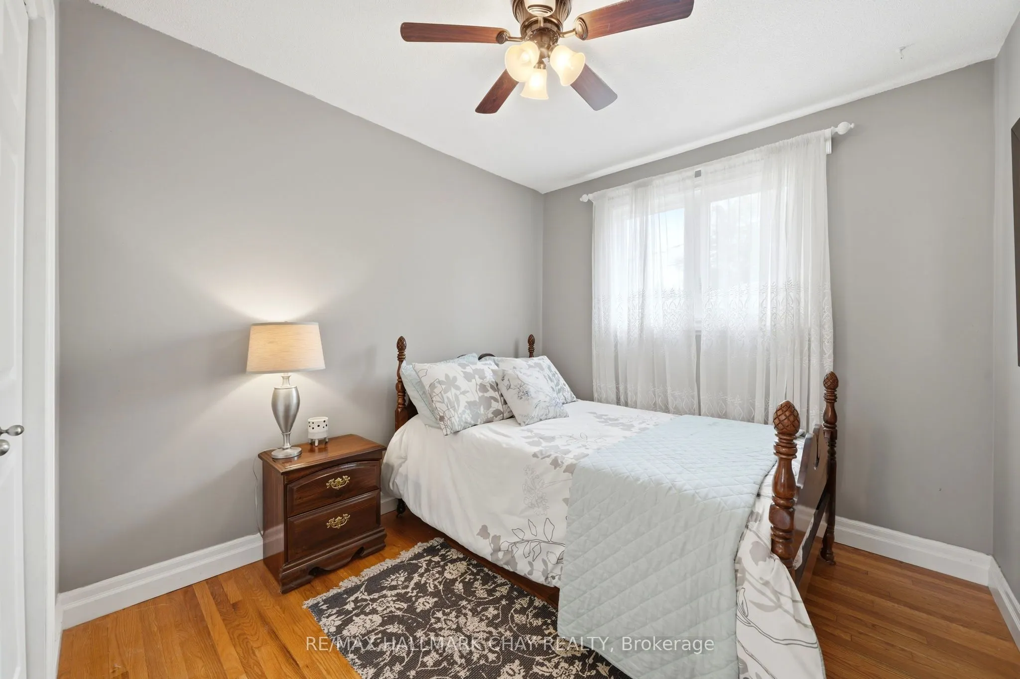 96 Maple Avenue W