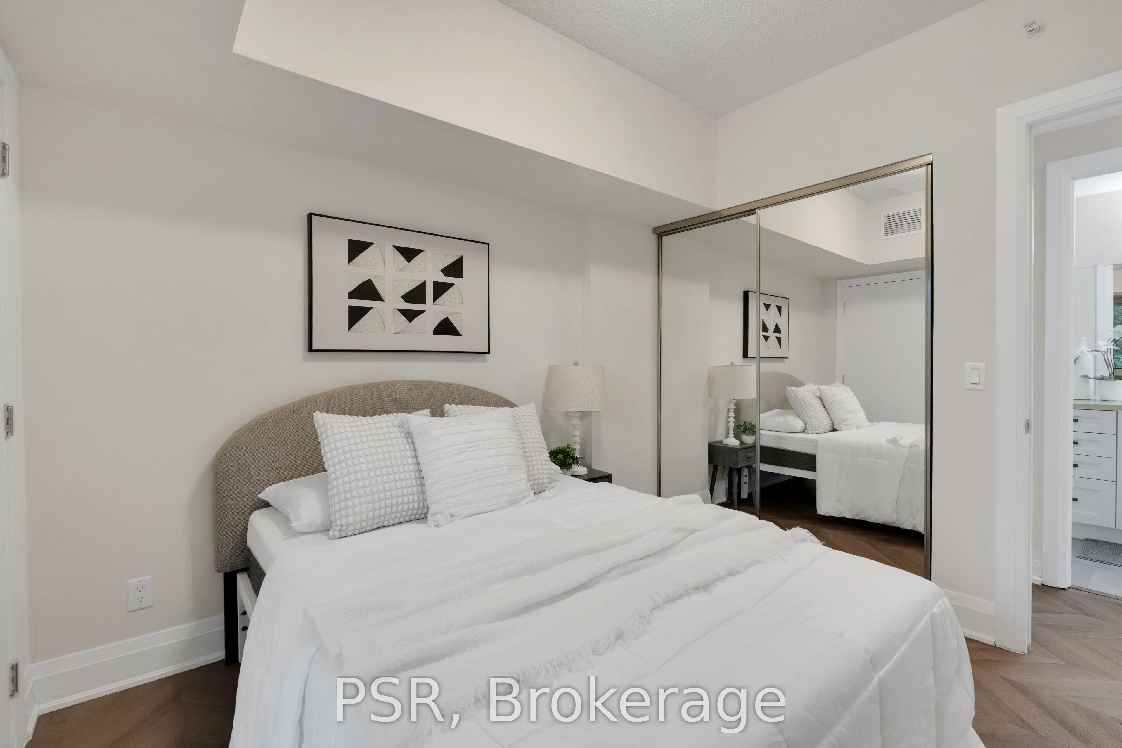 8302 Islington Avenue #202