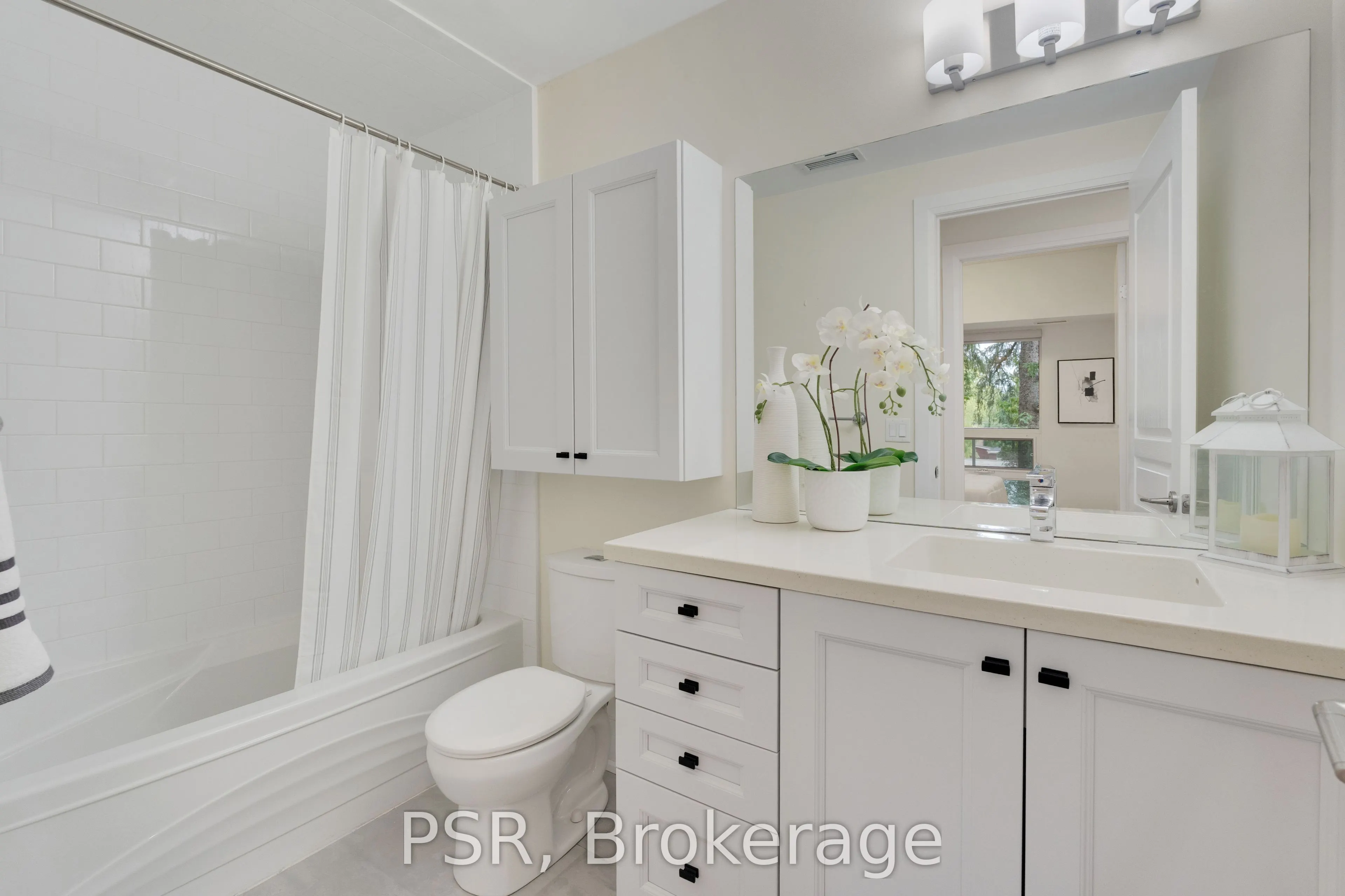 8302 Islington Avenue #202