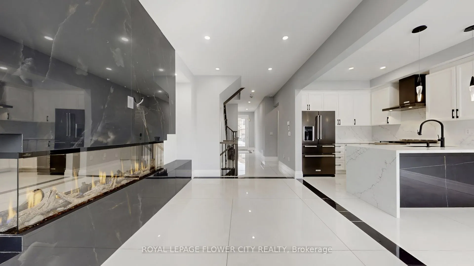 642 Sweetwater Crescent