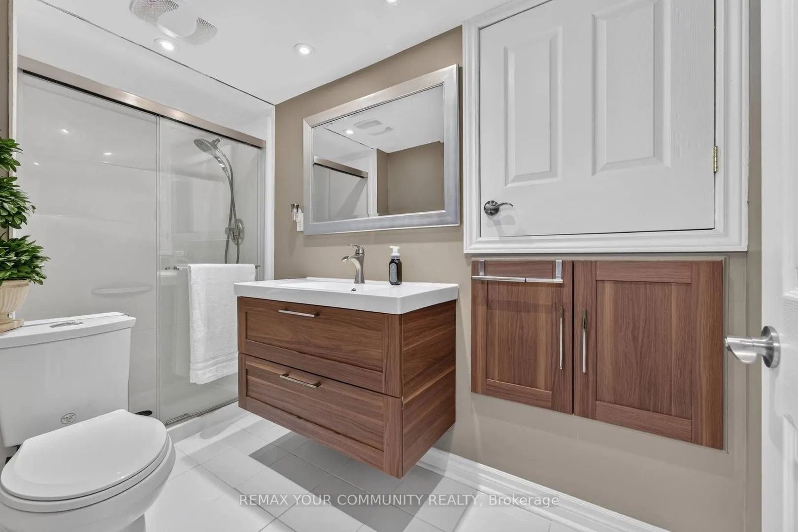 786 Exceller Circle