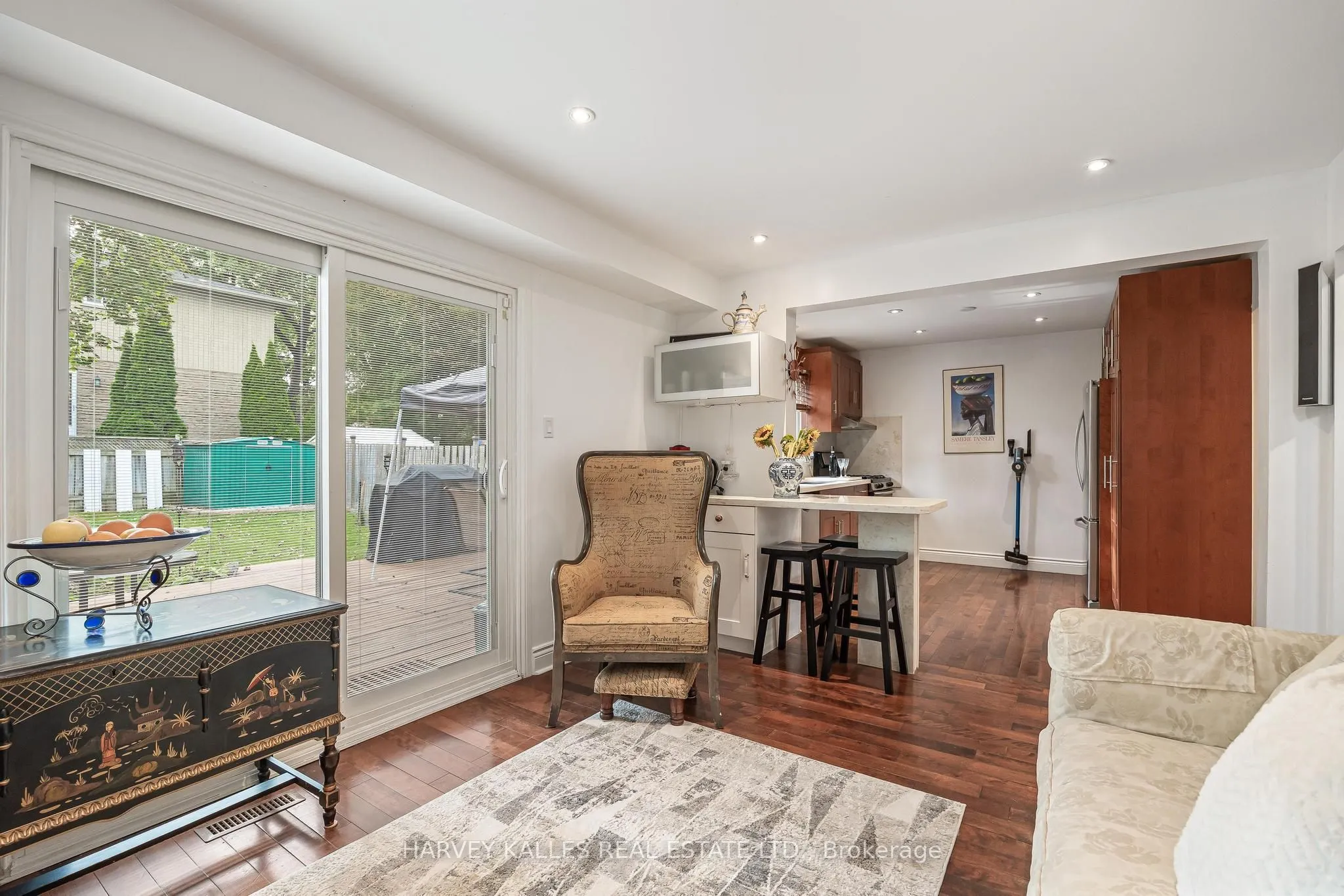 221 Snowshoe Crescent