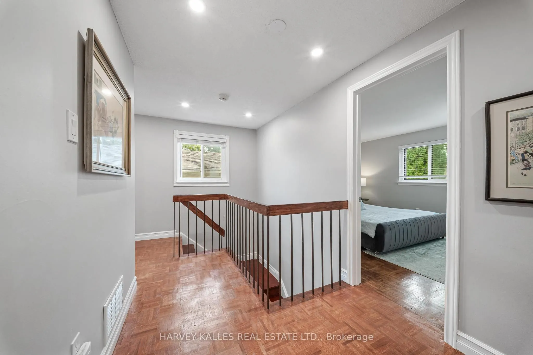 221 Snowshoe Crescent