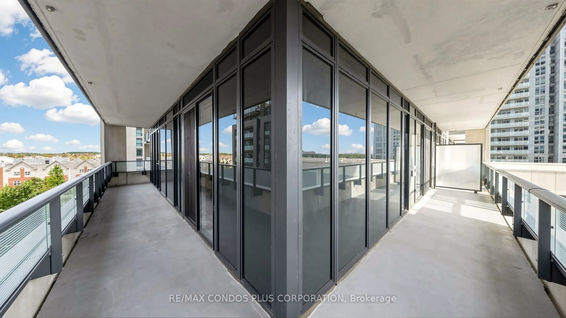 105 Oneida Crescent #503