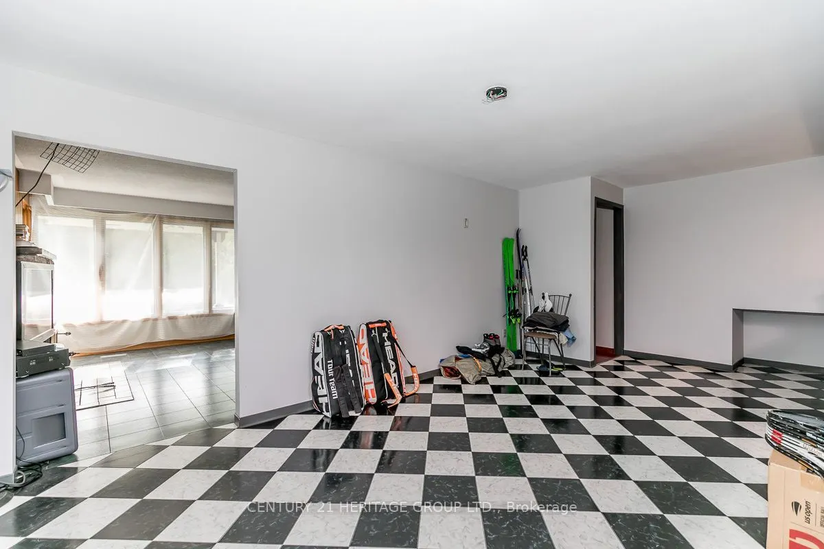 3515 Sideroad 10