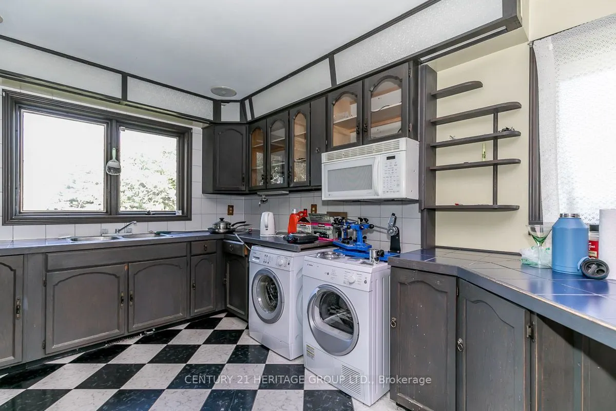 3515 Sideroad 10