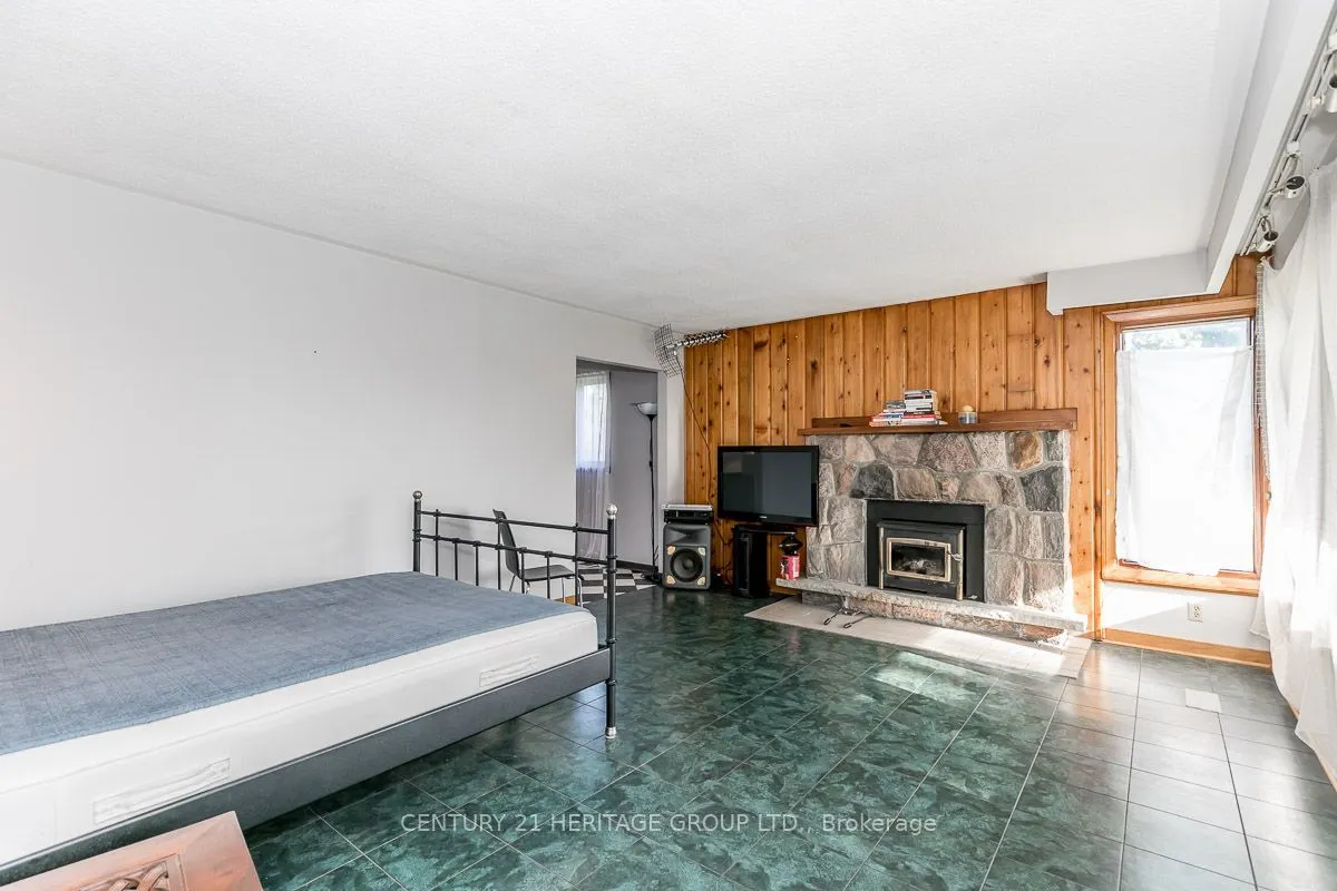 3515 Sideroad 10