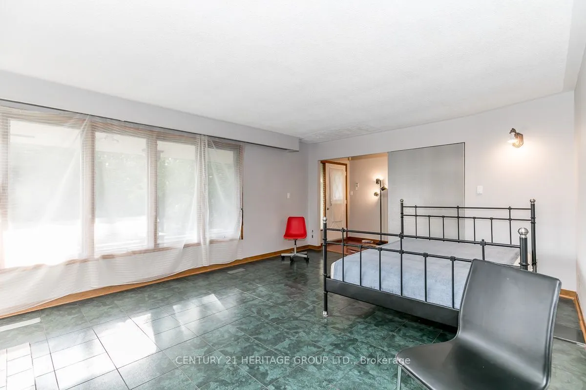 3515 Sideroad 10