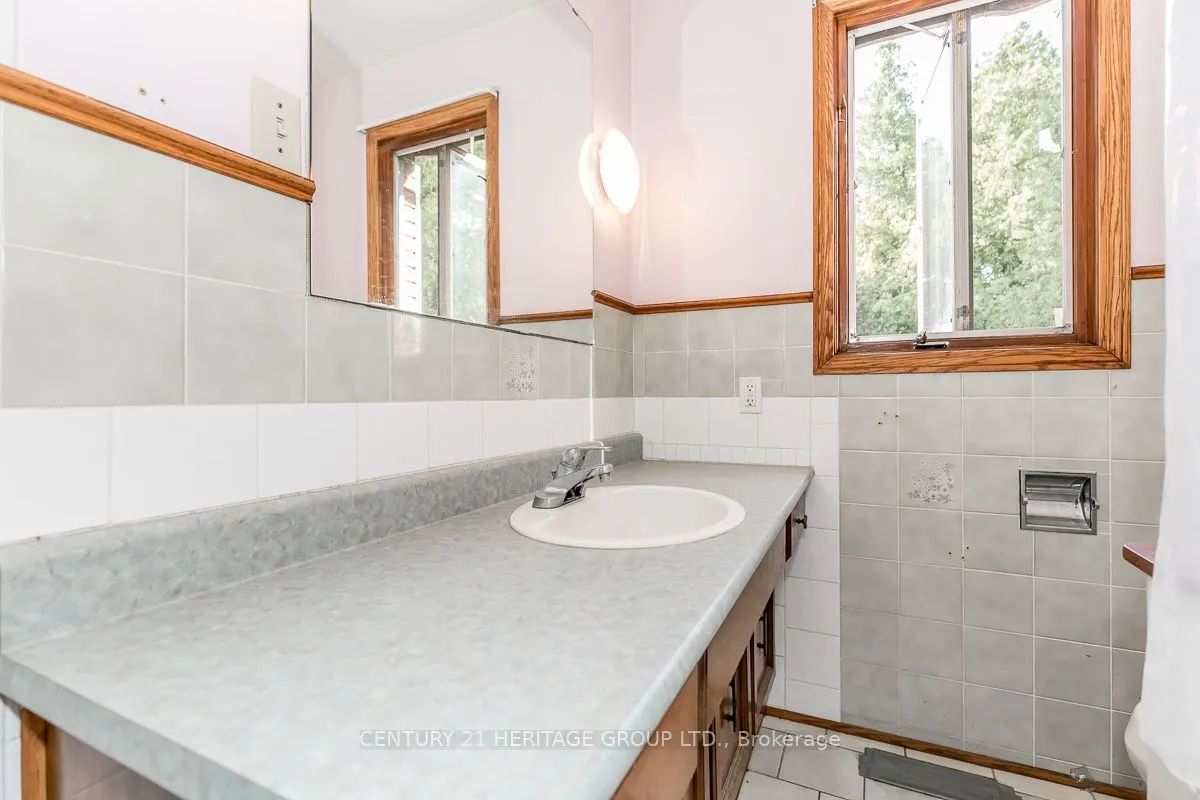 3515 Sideroad 10
