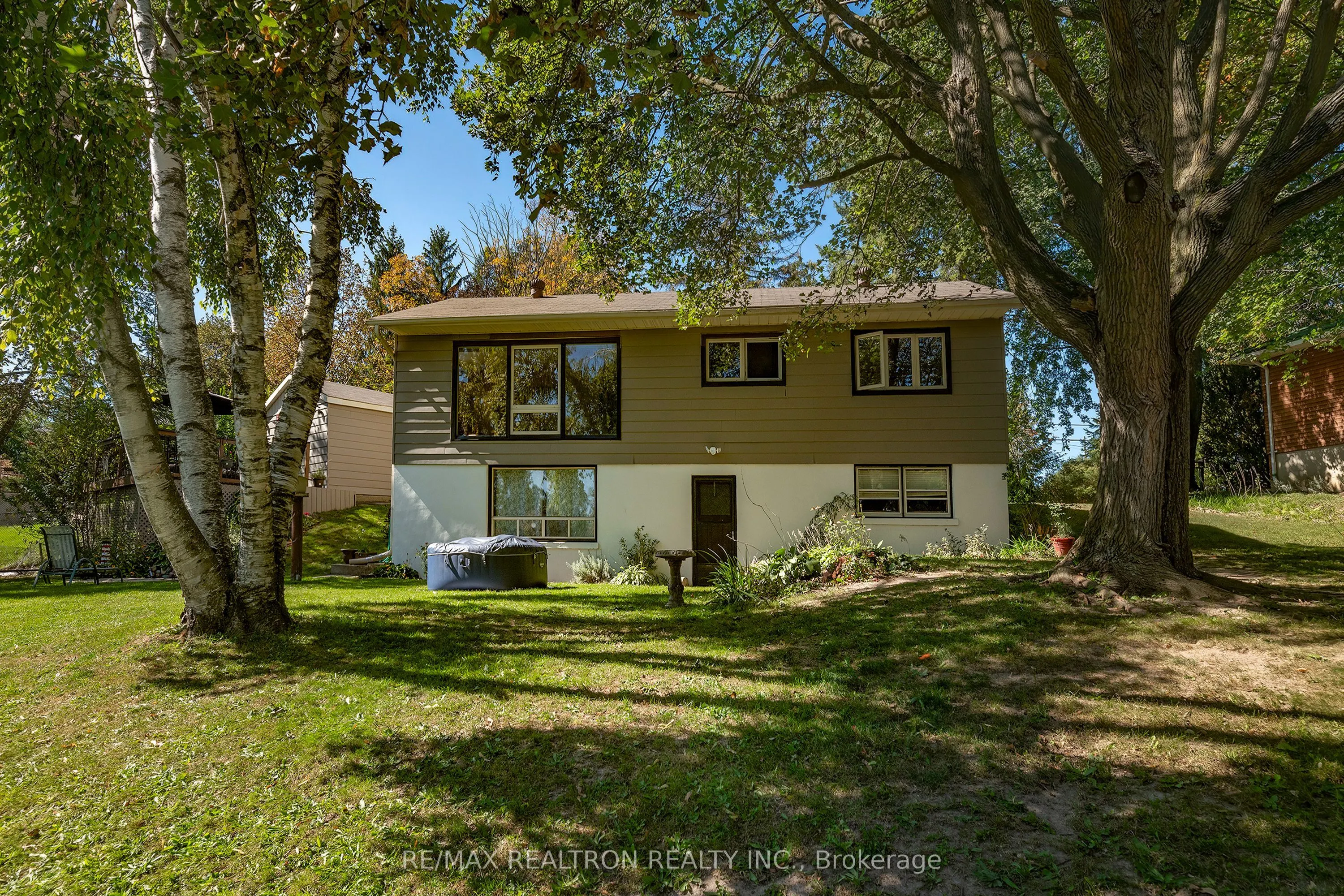 2010 Lea Road