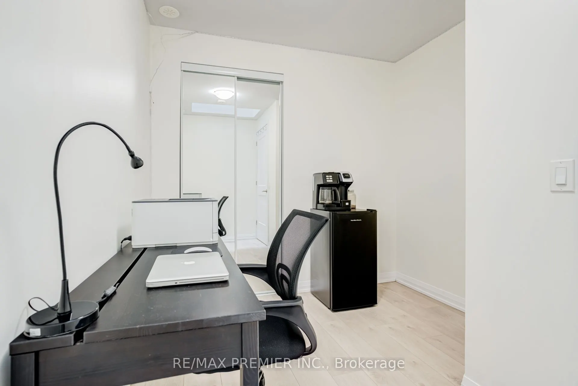 1010 Portage Parkway #TH 5