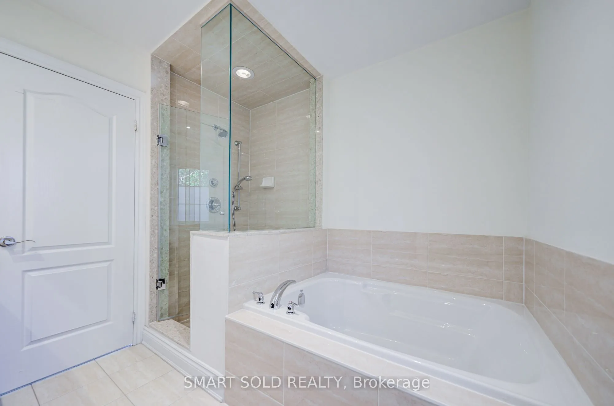 8777 Dufferin Street #22