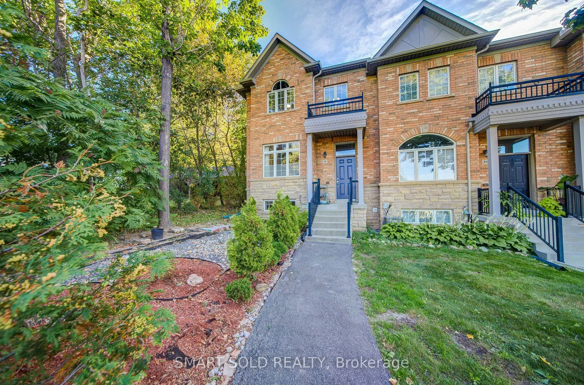 8777 Dufferin Street #22