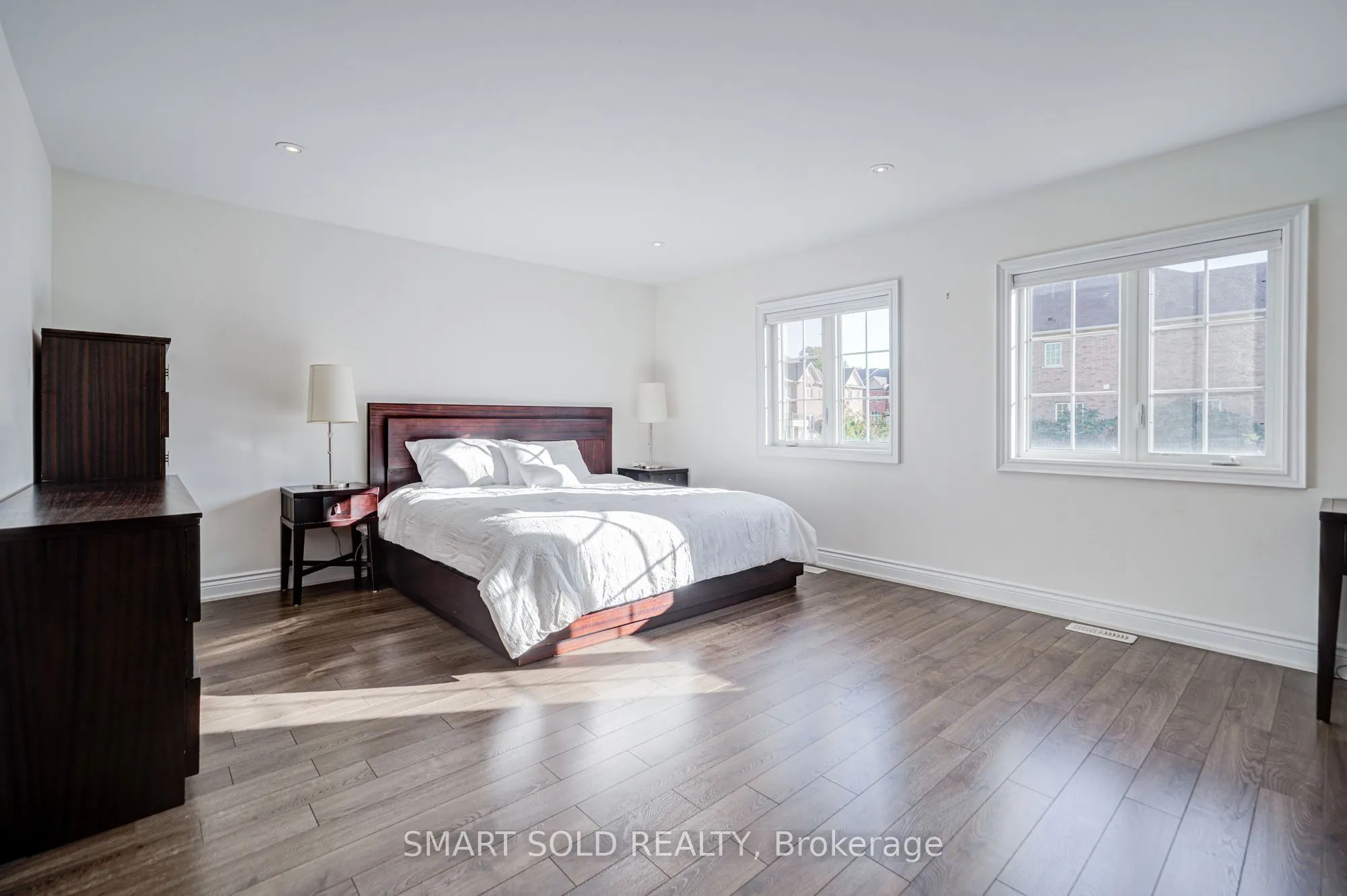 8777 Dufferin Street #22