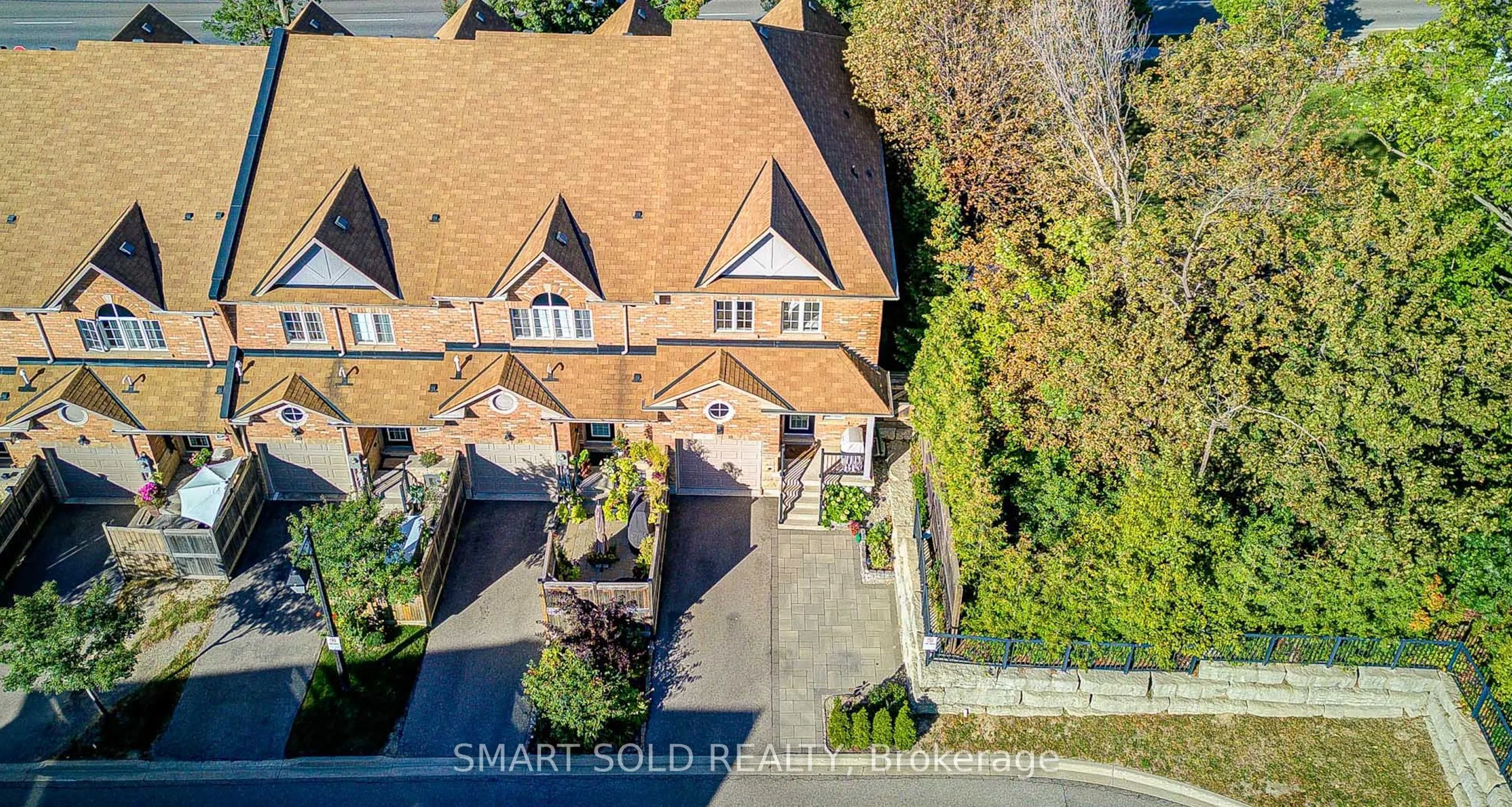 8777 Dufferin Street #22