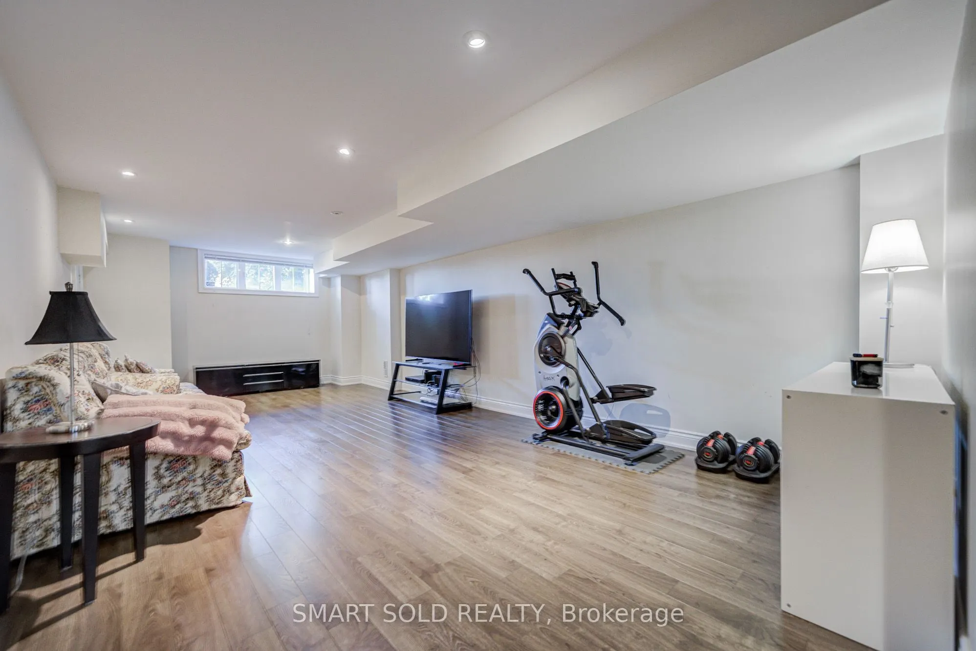 8777 Dufferin Street #22