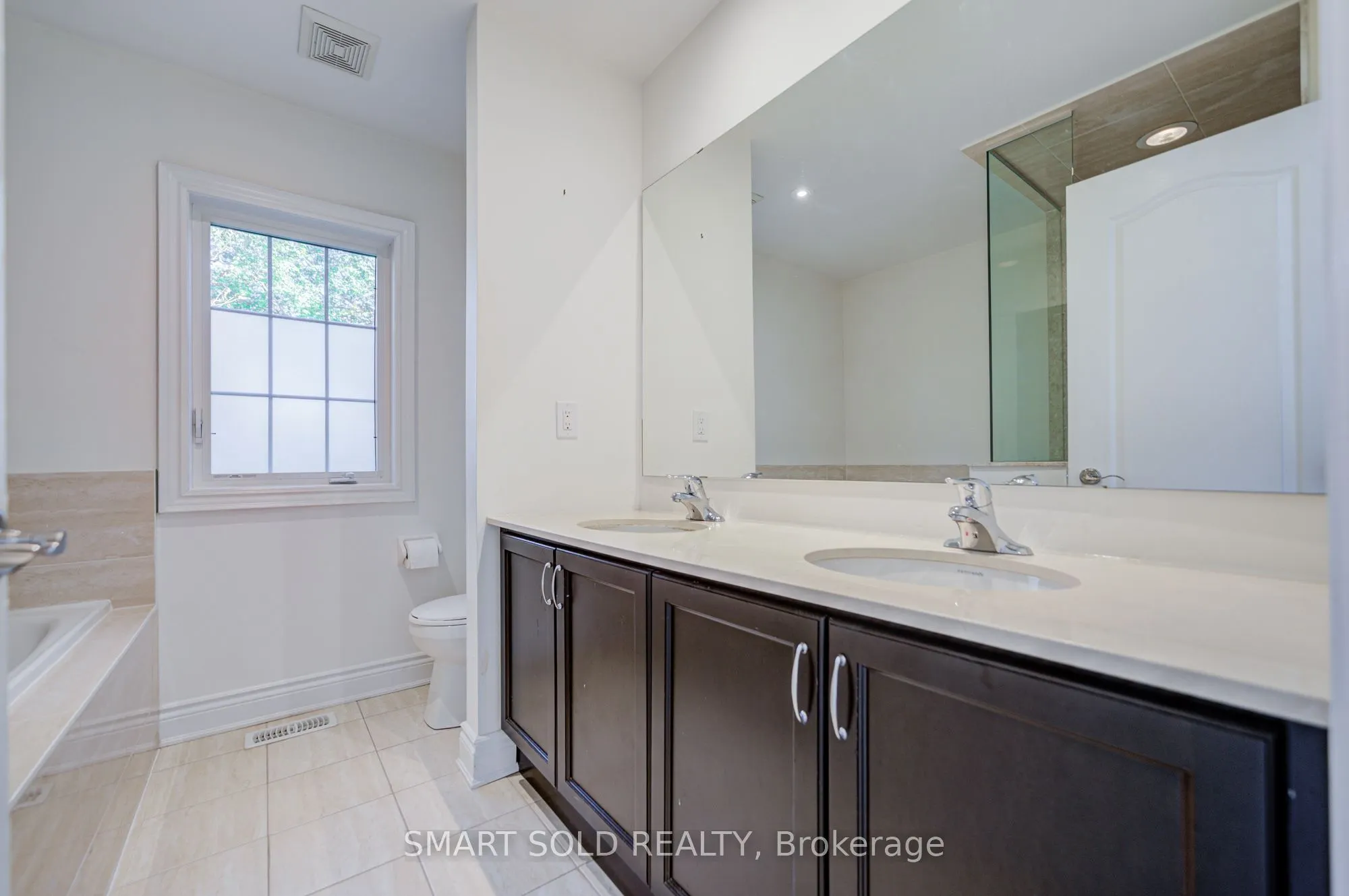 8777 Dufferin Street #22