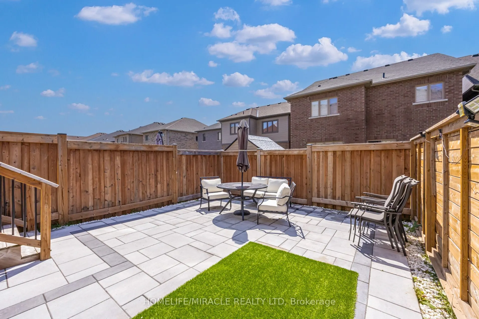 65 Lorne Thomas Place