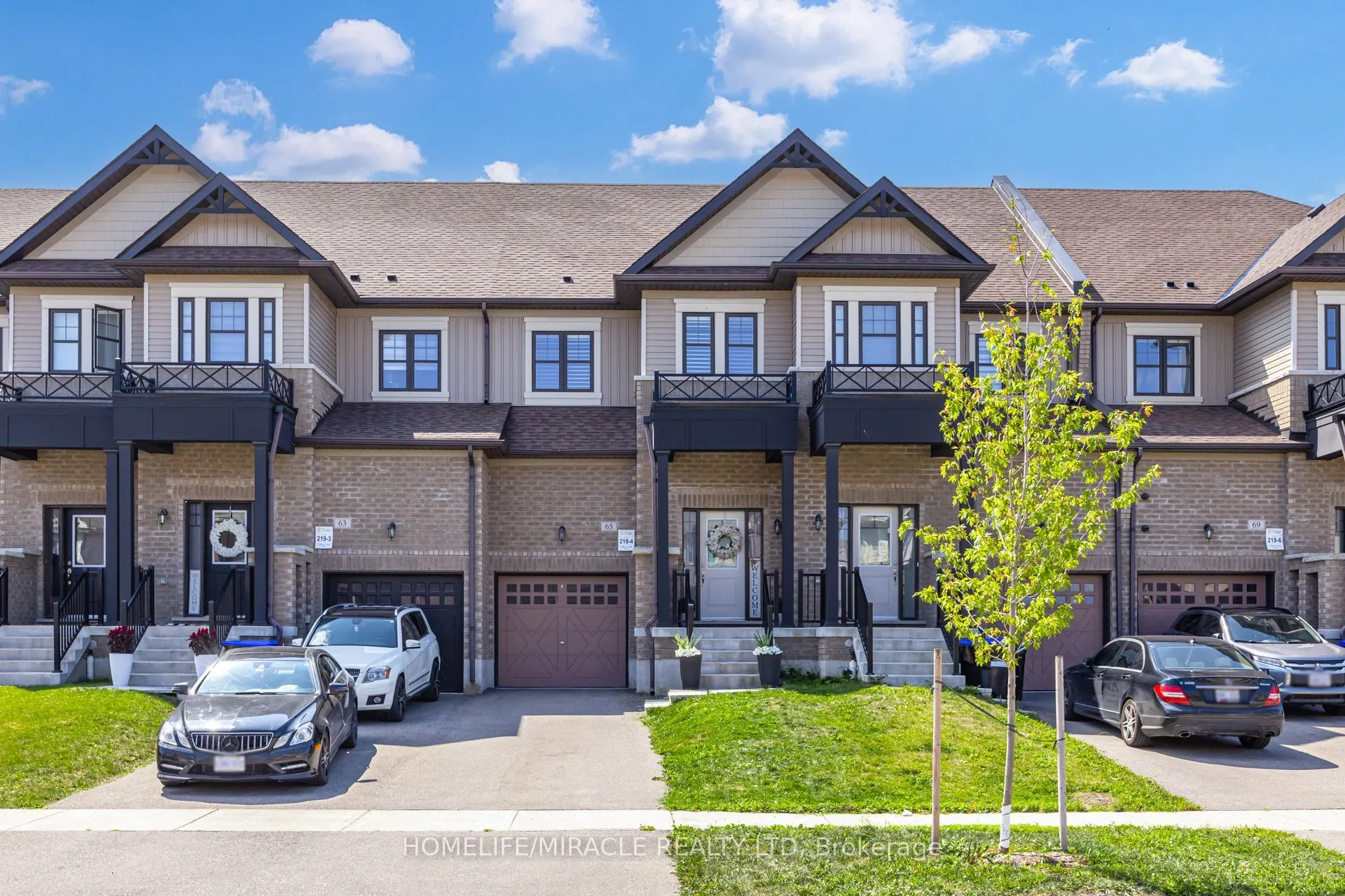 65 Lorne Thomas Place