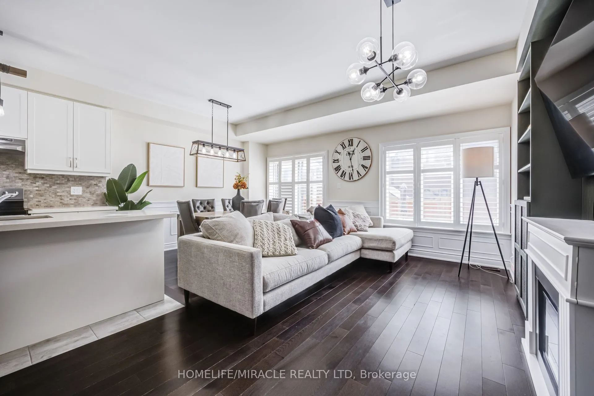 65 Lorne Thomas Place