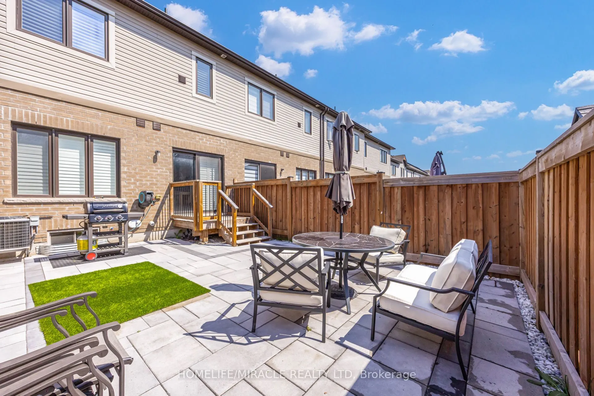 65 Lorne Thomas Place