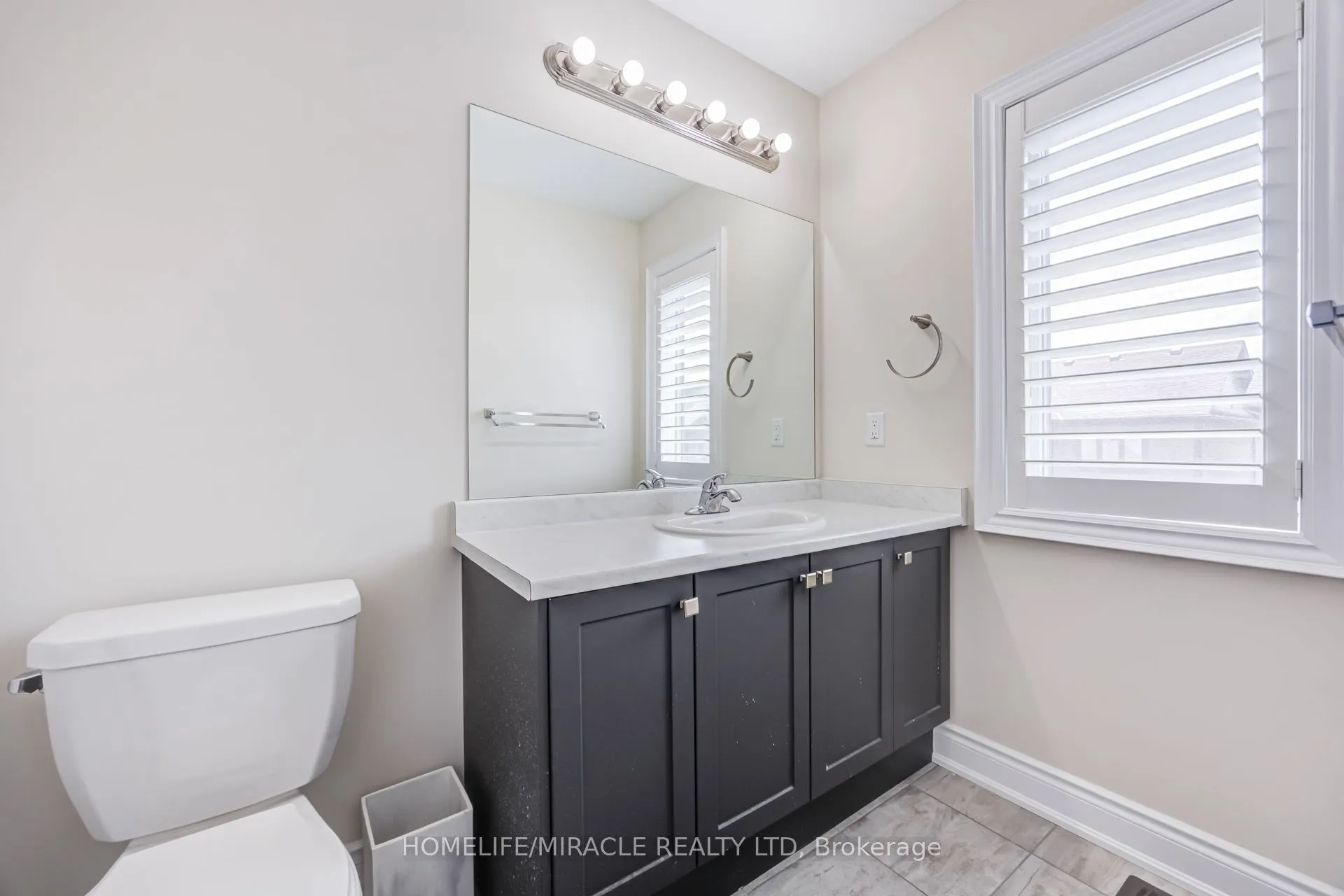 65 Lorne Thomas Place