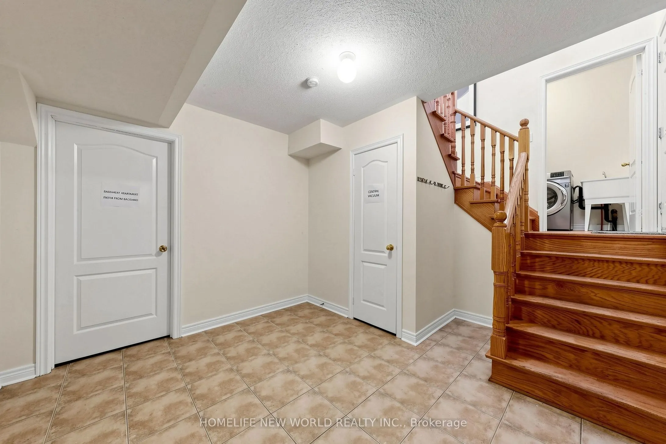 5 Rivington Avenue