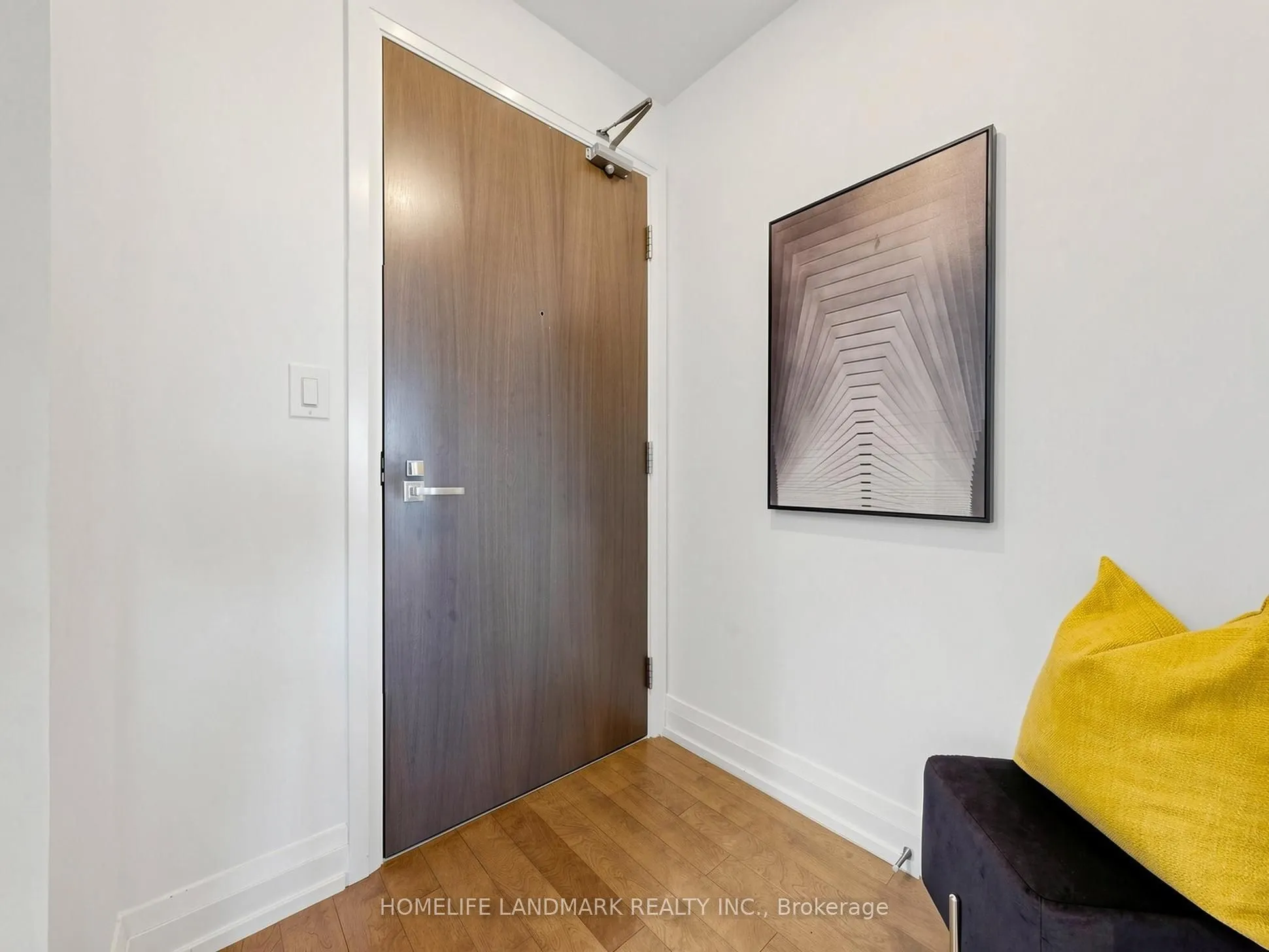 7171 Yonge Street #506