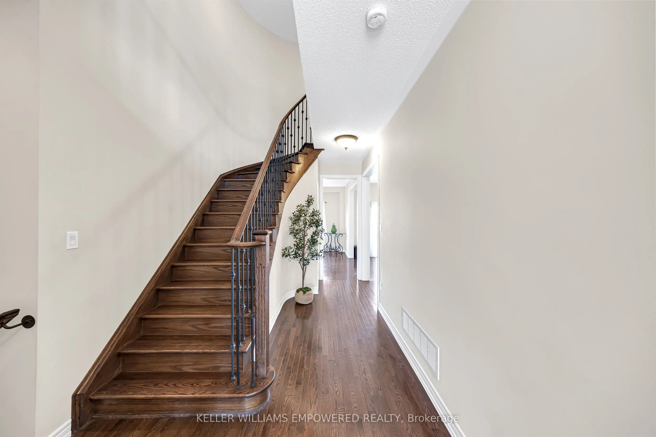 70 Retreat Boulevard