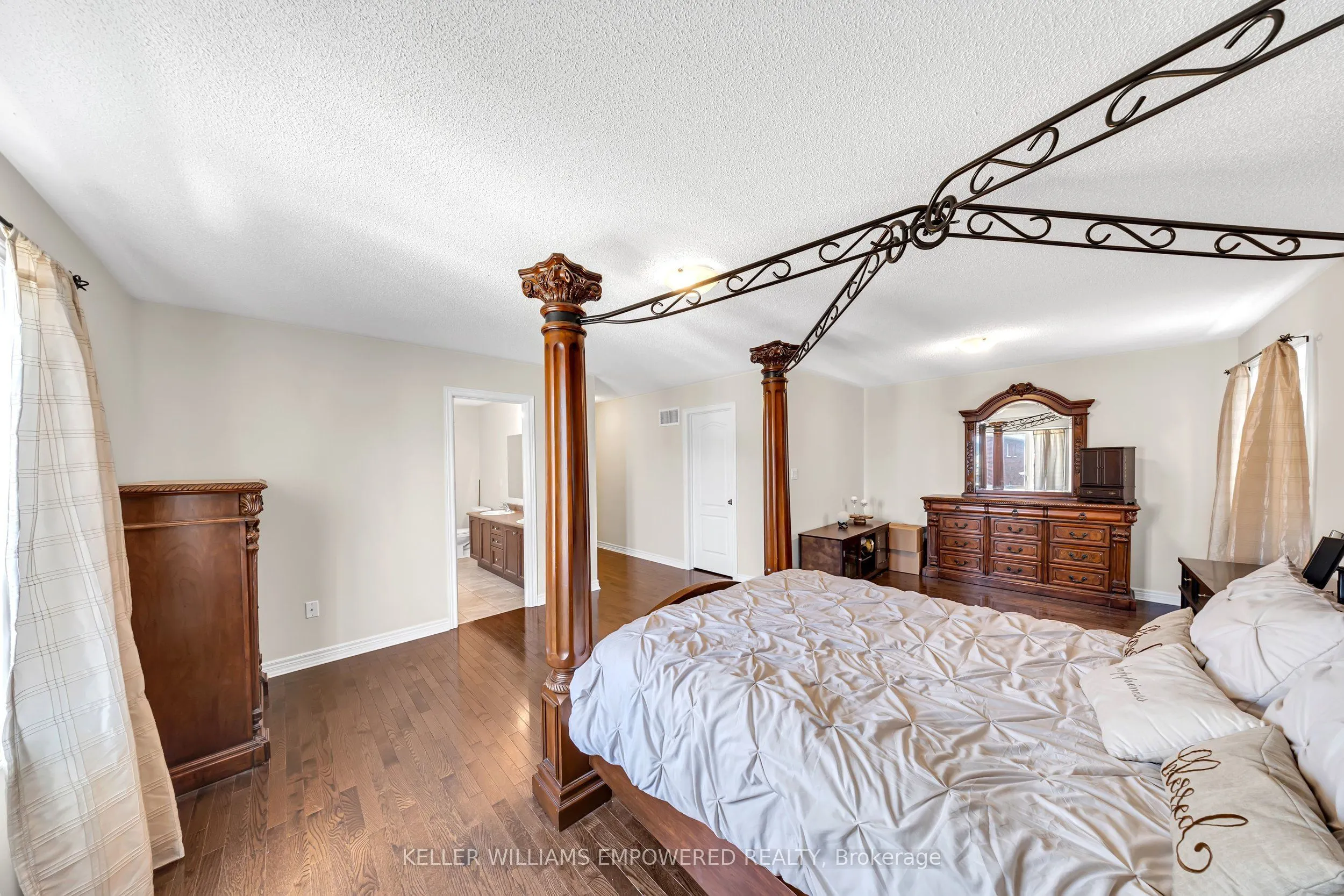 70 Retreat Boulevard