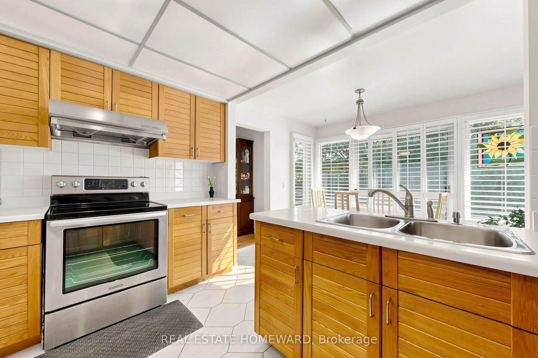 3 Green Acres Road