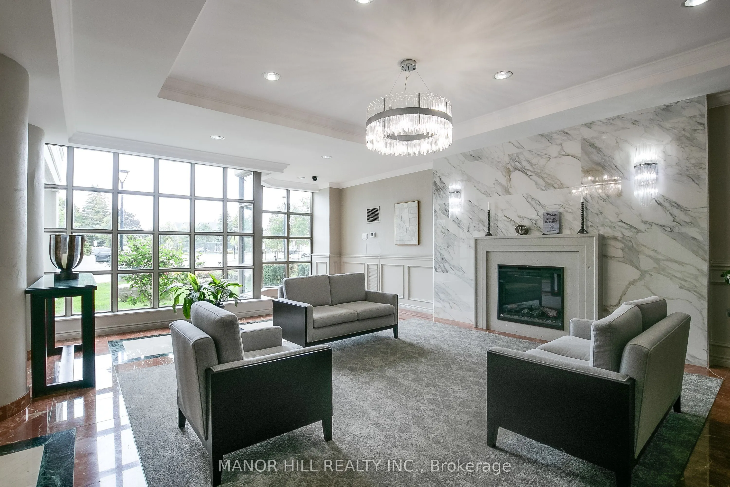 11 Townsgate Drive #814