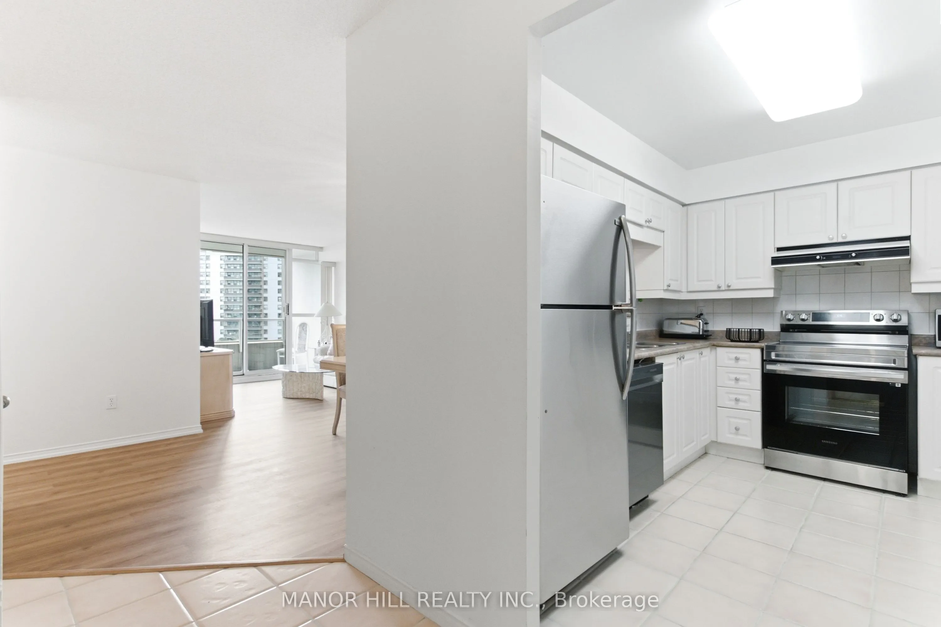 11 Townsgate Drive #814