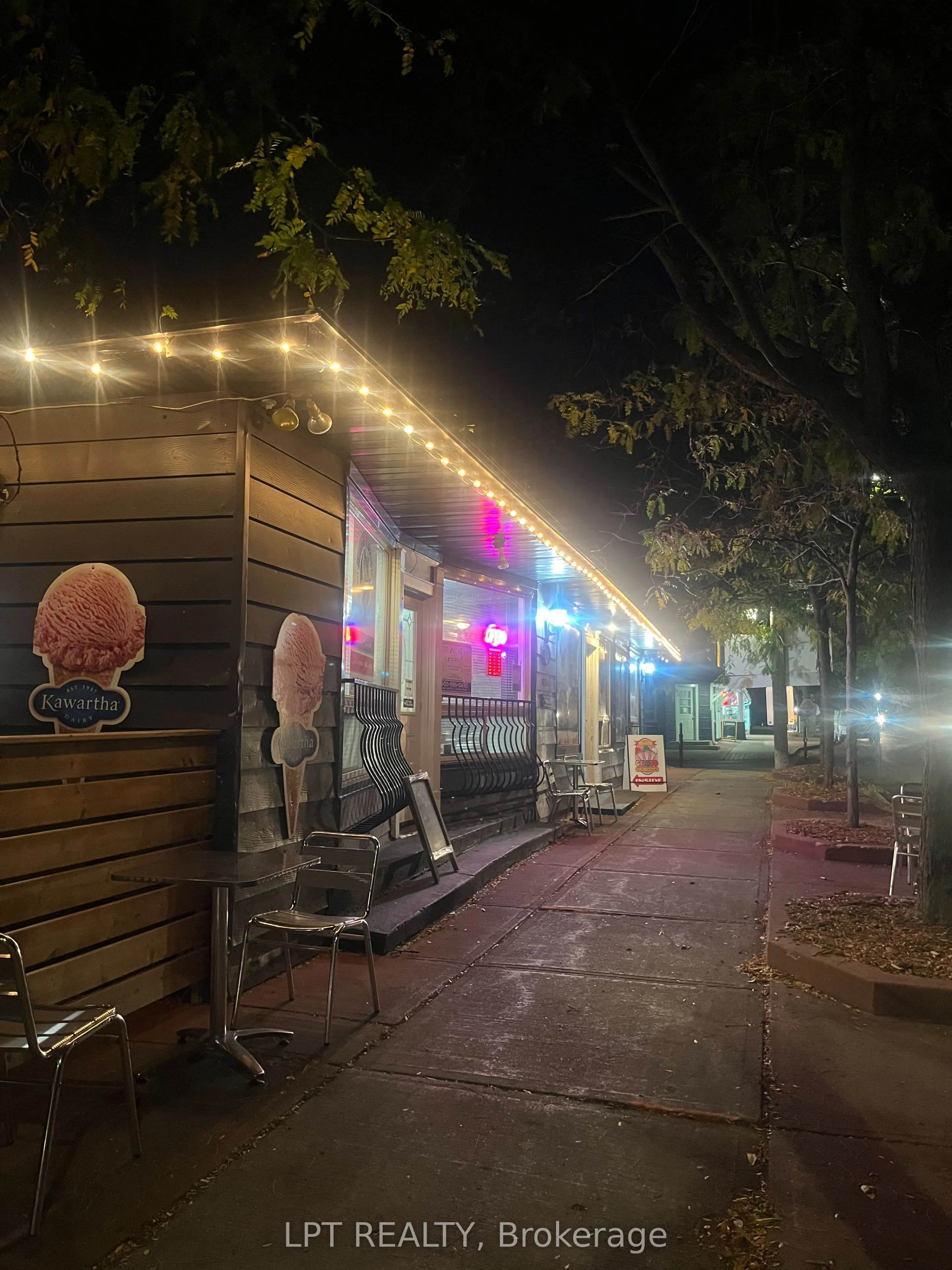 928 Lake Drive E #104 & 105