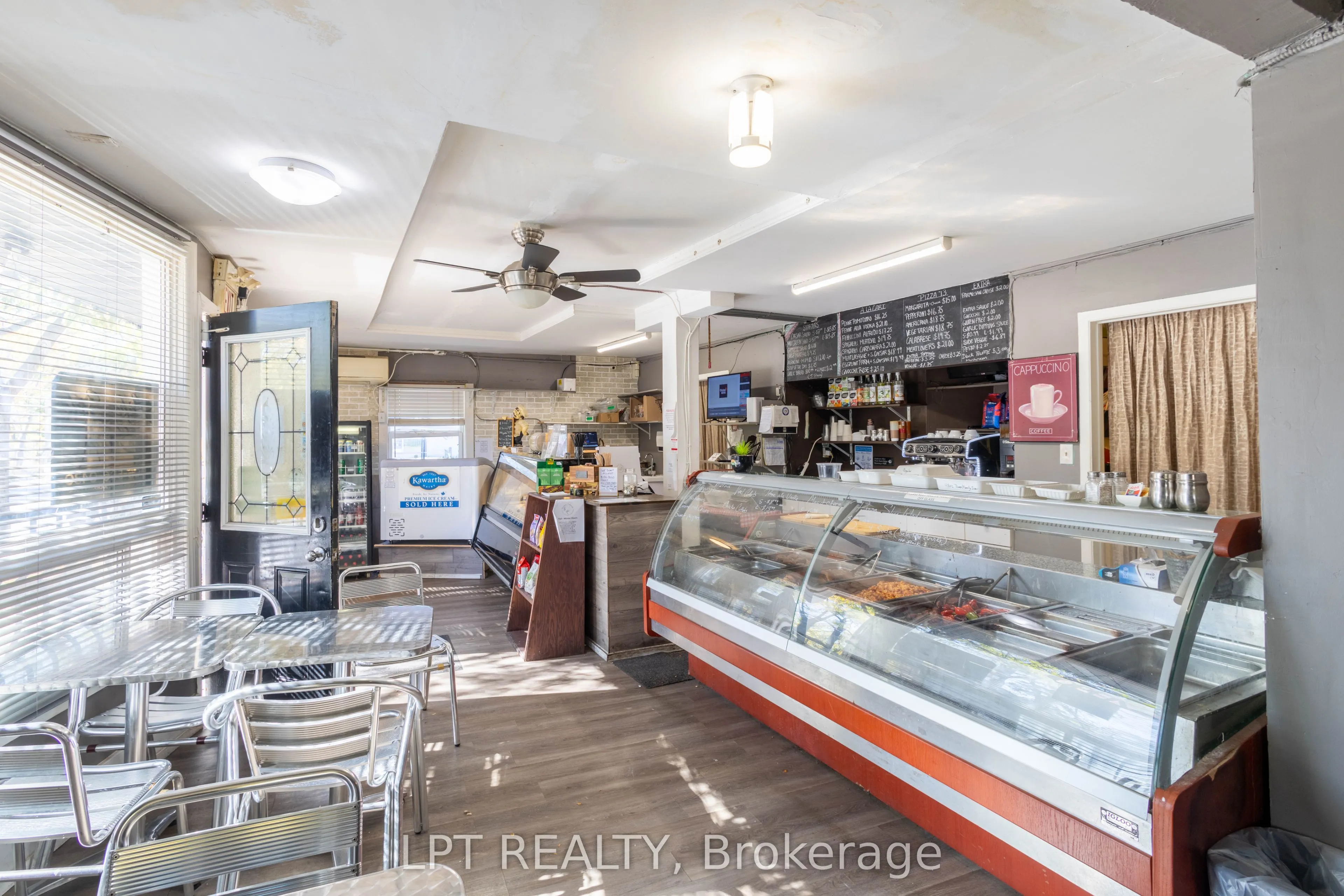 928 Lake Drive E #104 & 105