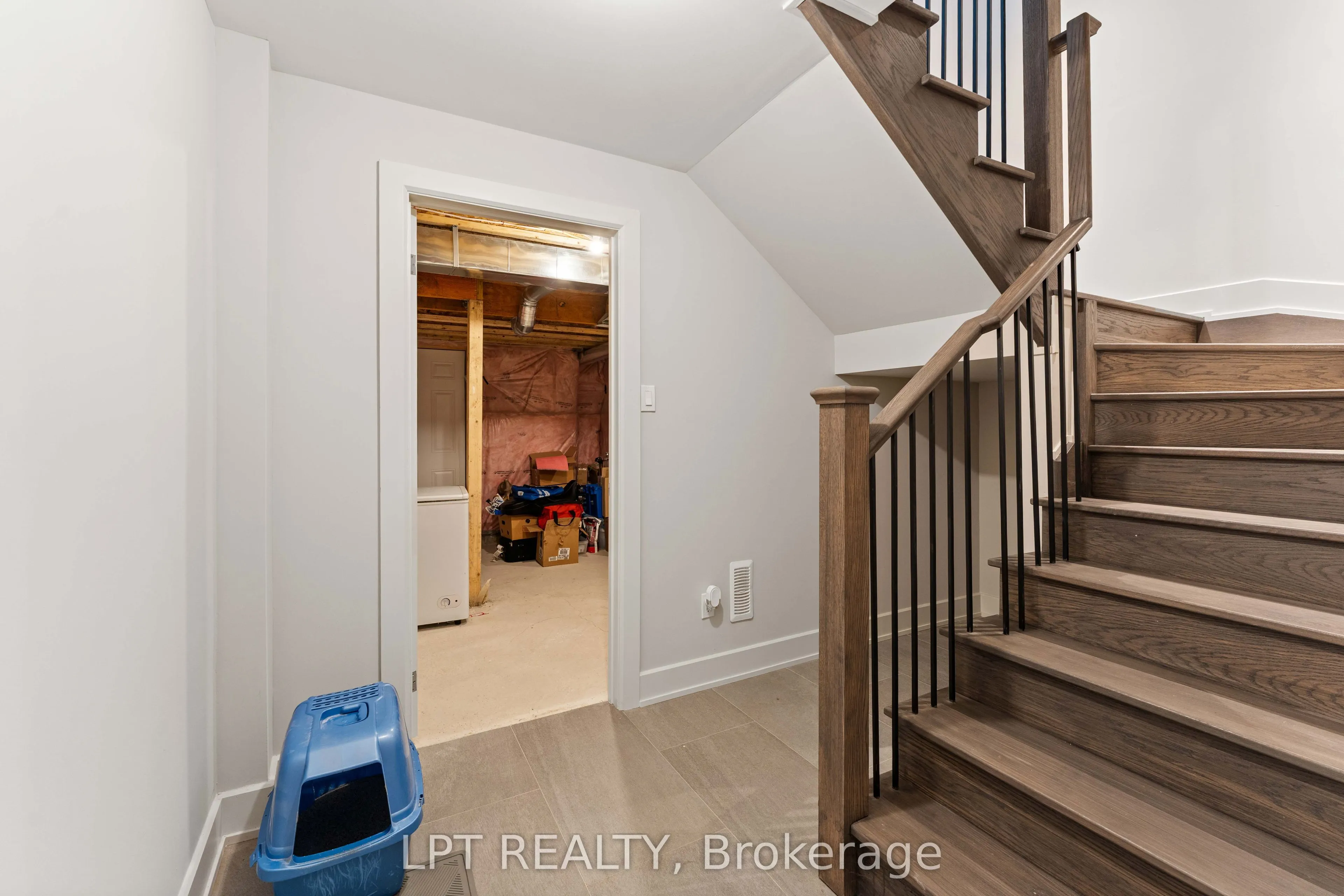 36 Blue Jay Boulevard