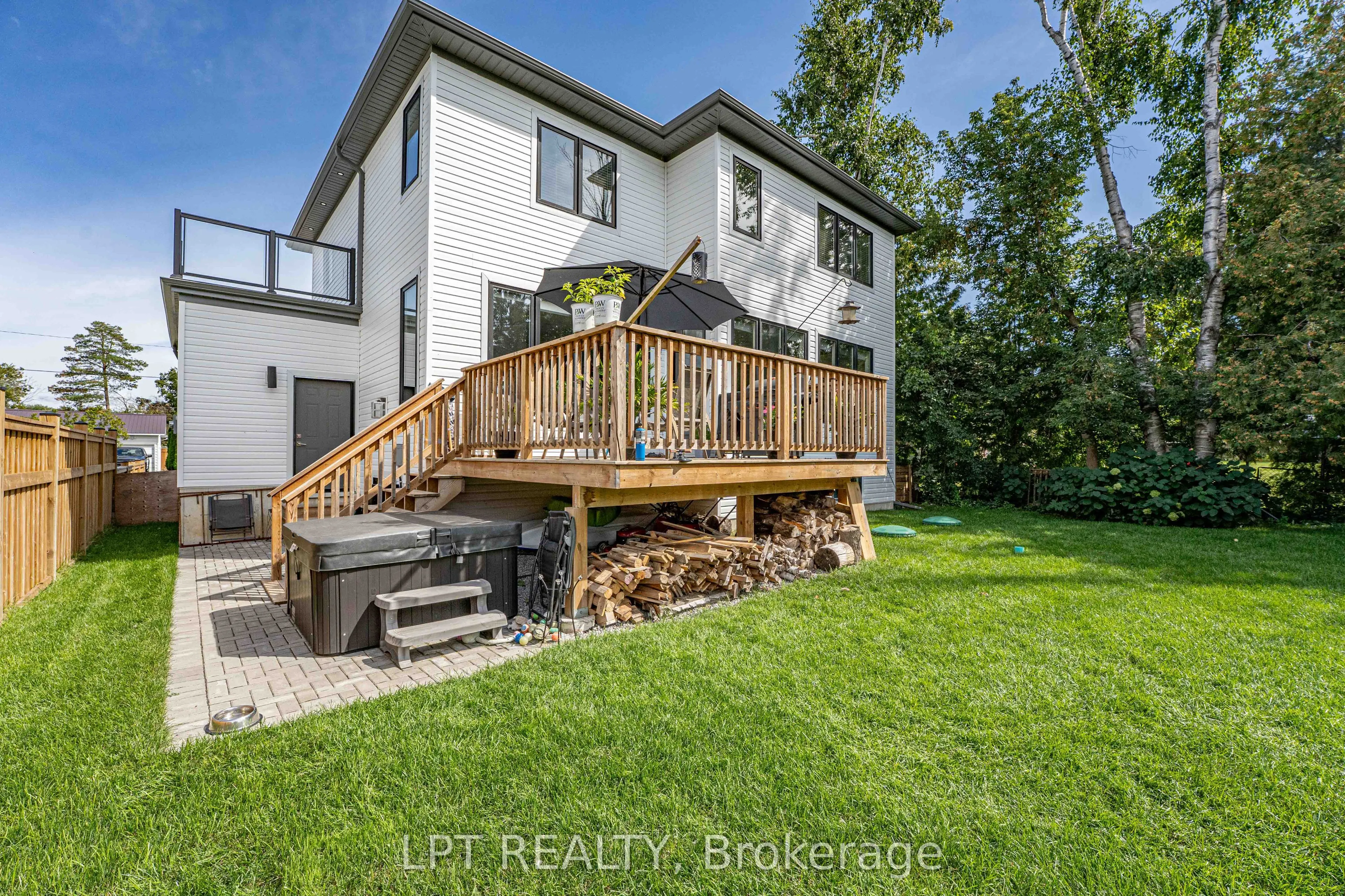 36 Blue Jay Boulevard