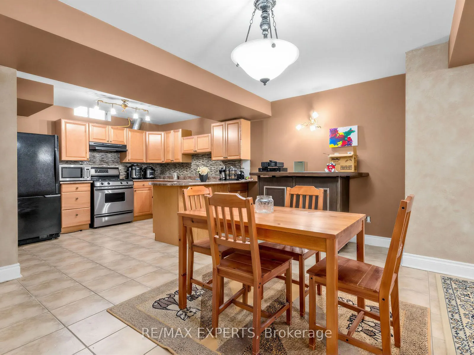 113 Sonoma Boulevard
