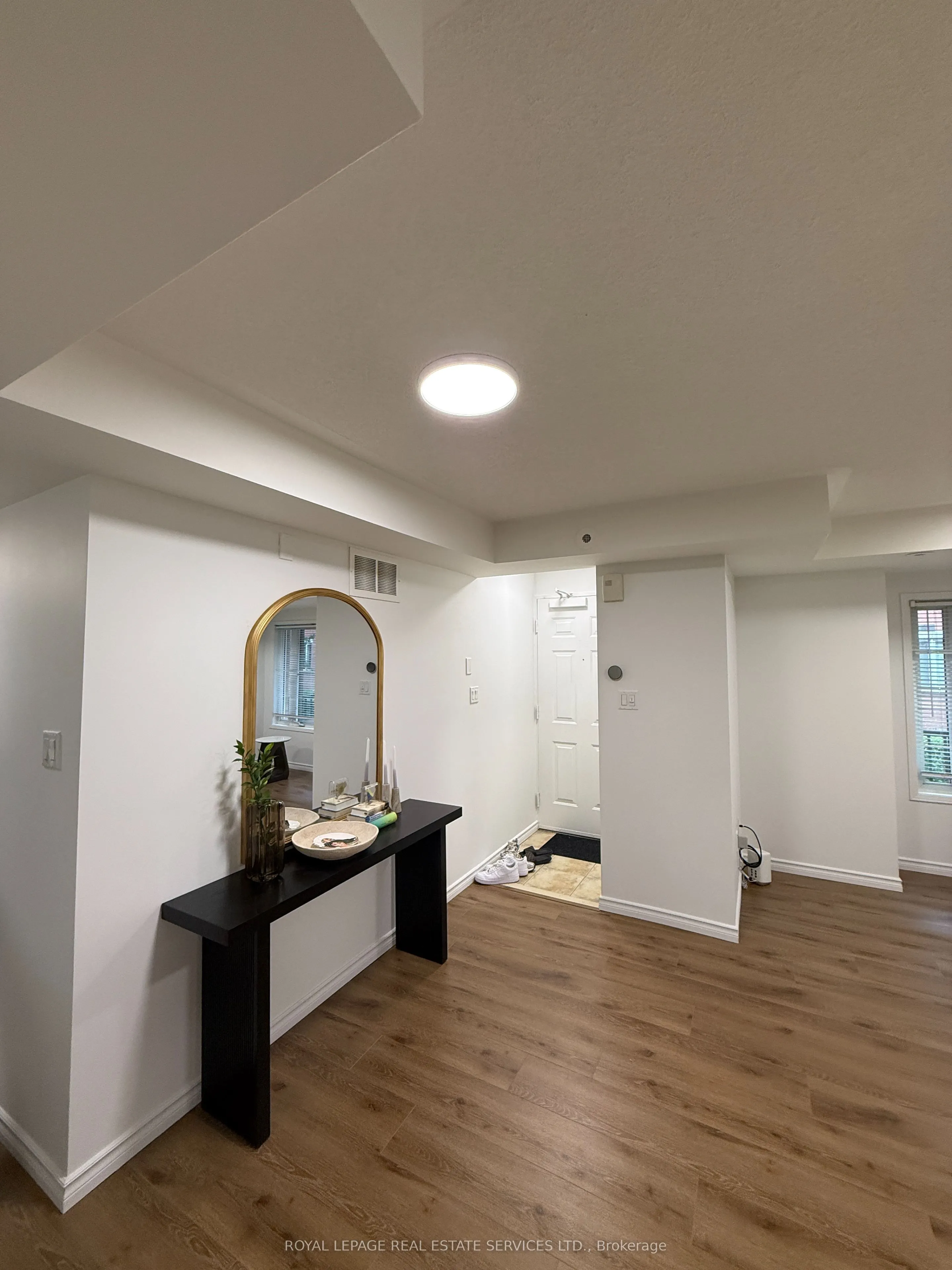 312 John Street #359