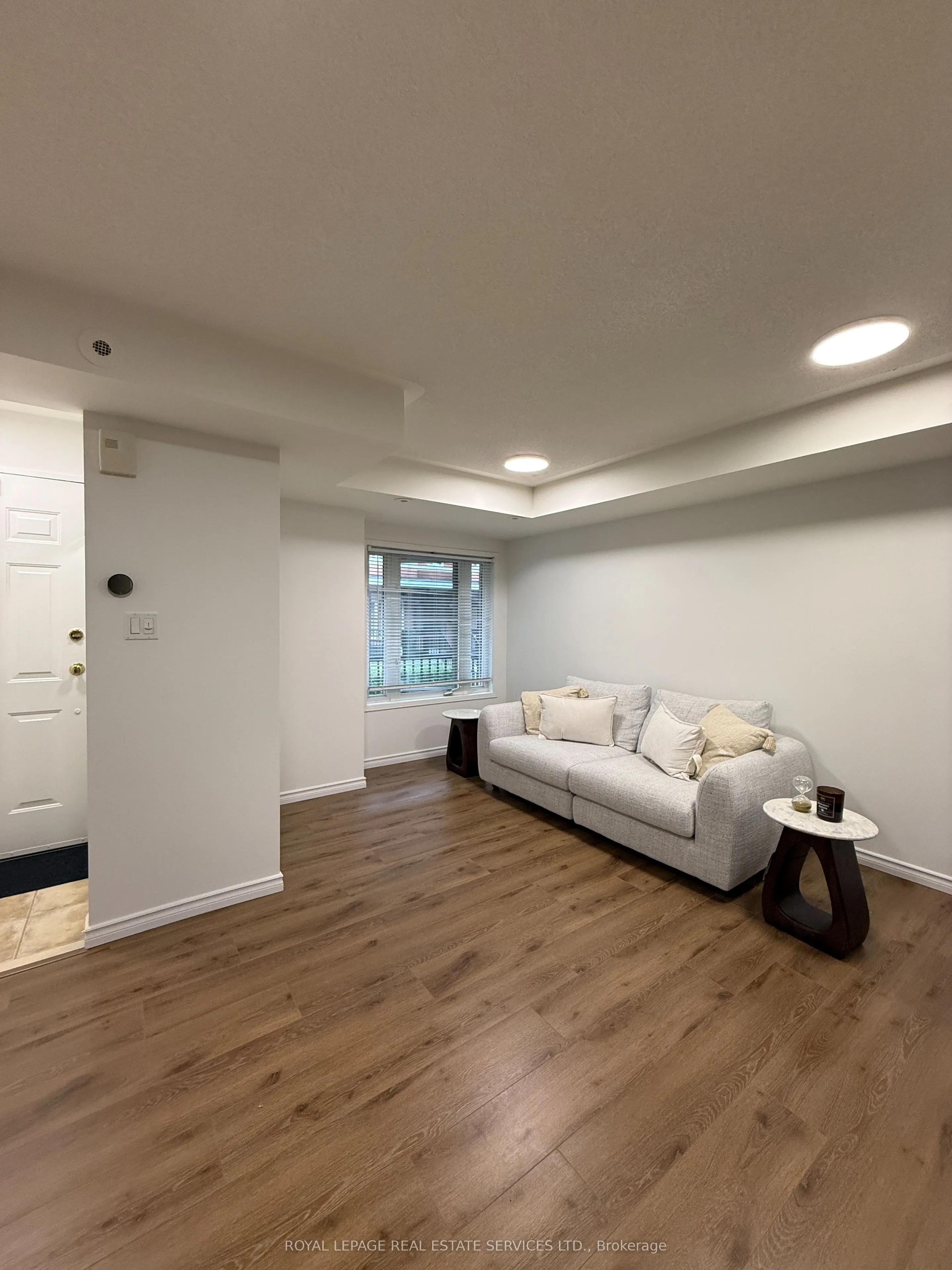 312 John Street #359