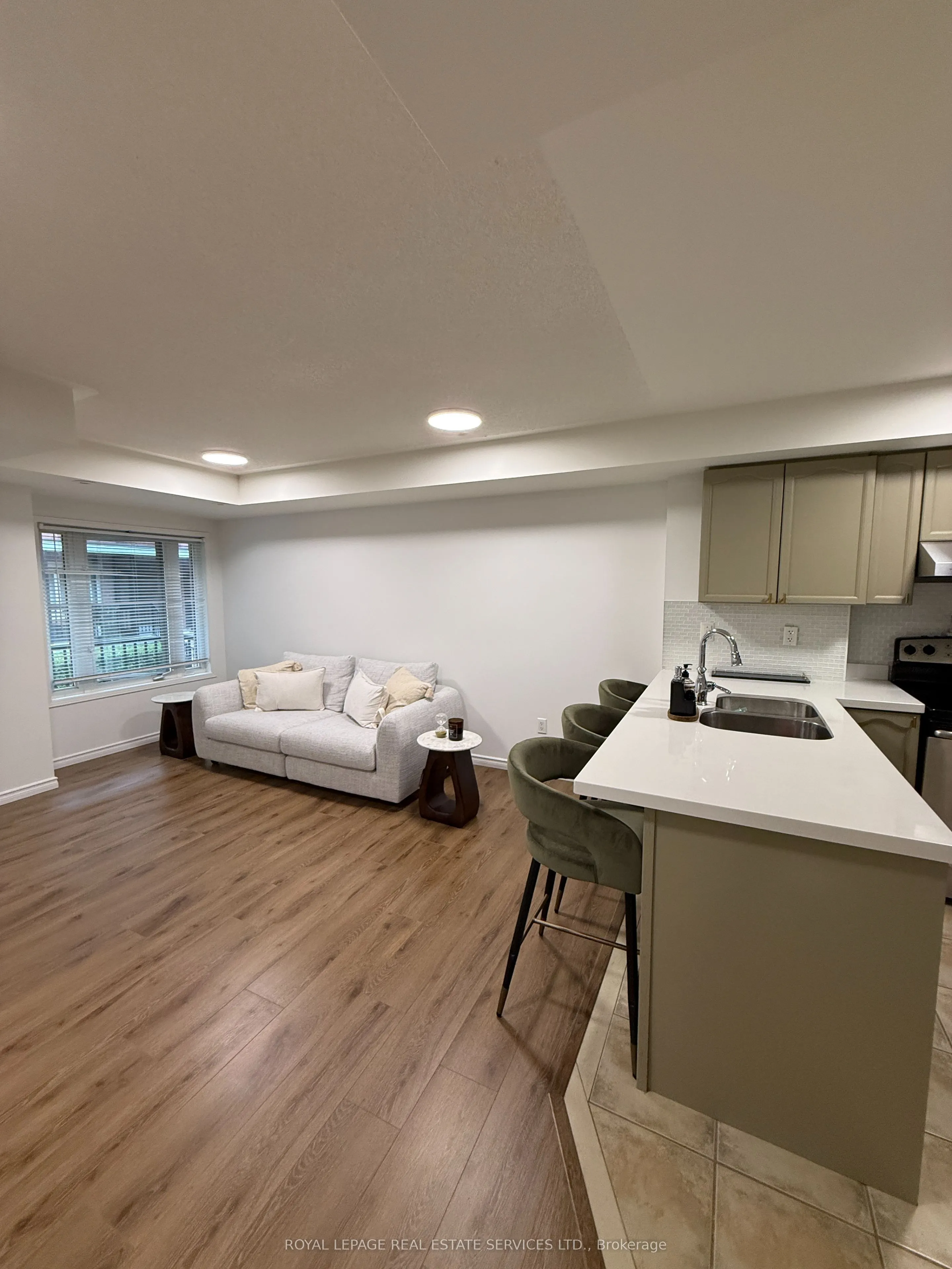 312 John Street #359