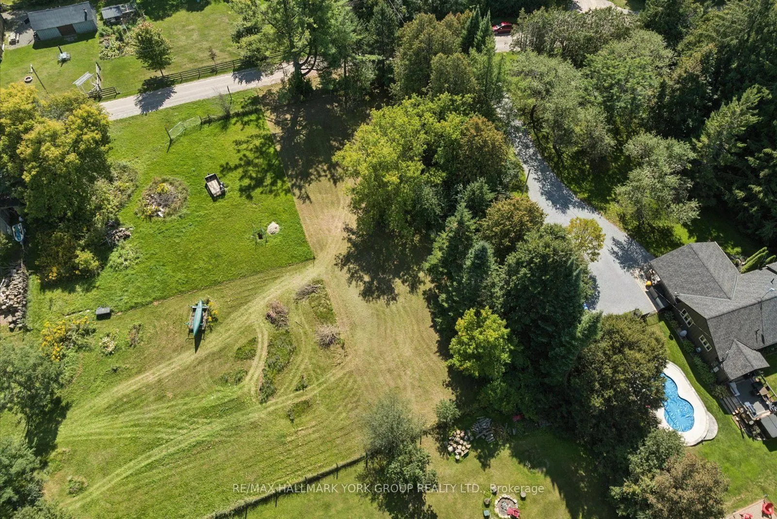 Lot 21 Part 1 Polva Promenade