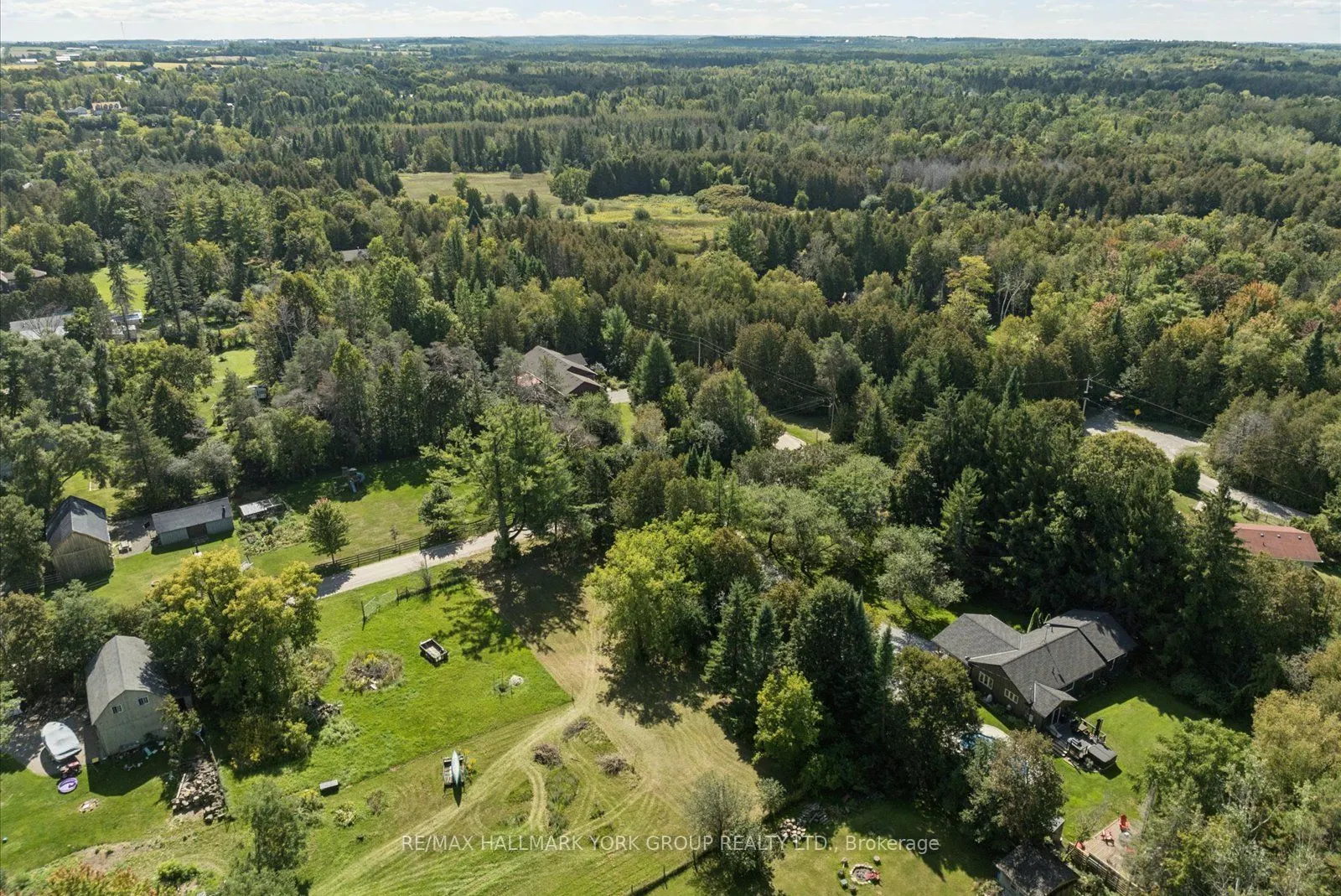 Lot 21 Part 1 Polva Promenade