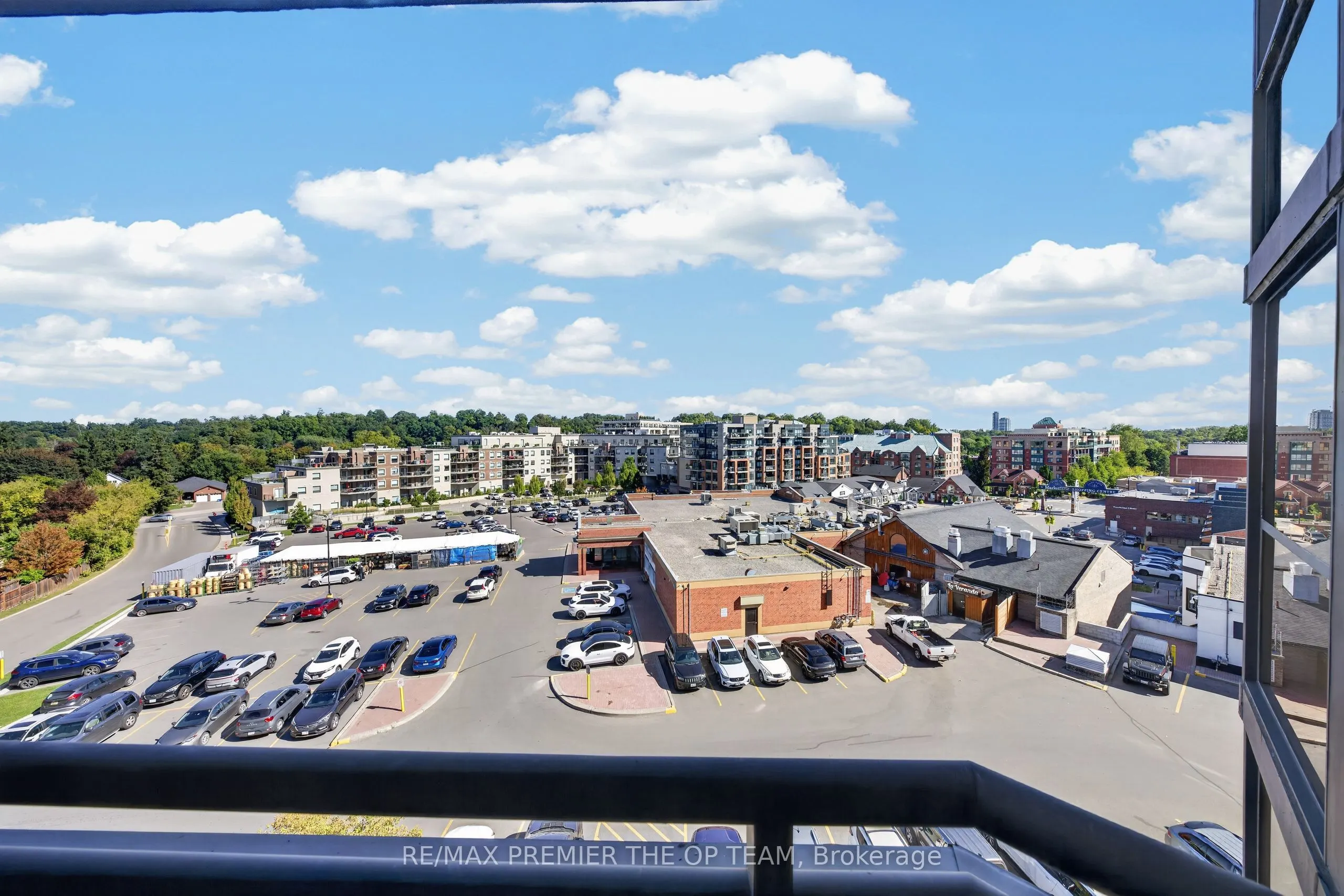 100 Arbors Lane #404